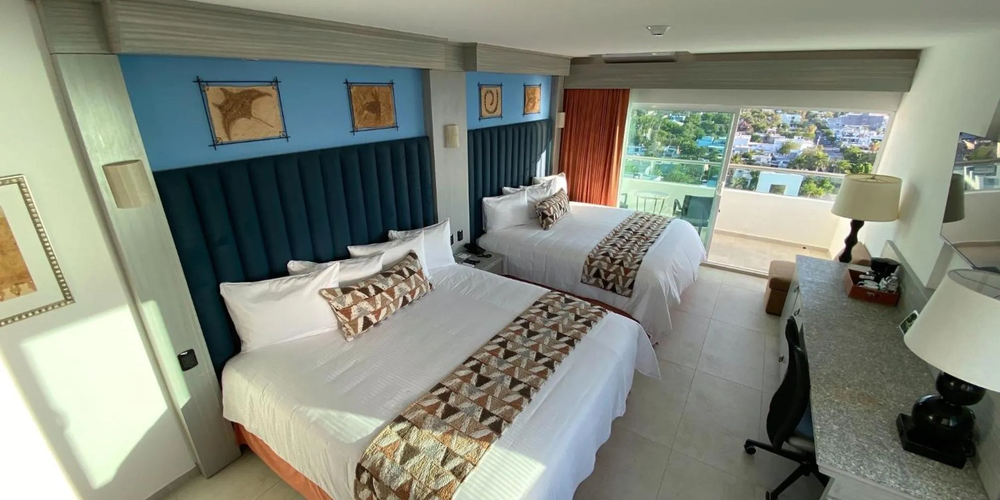 Bed in Hotel HBlue Malecón