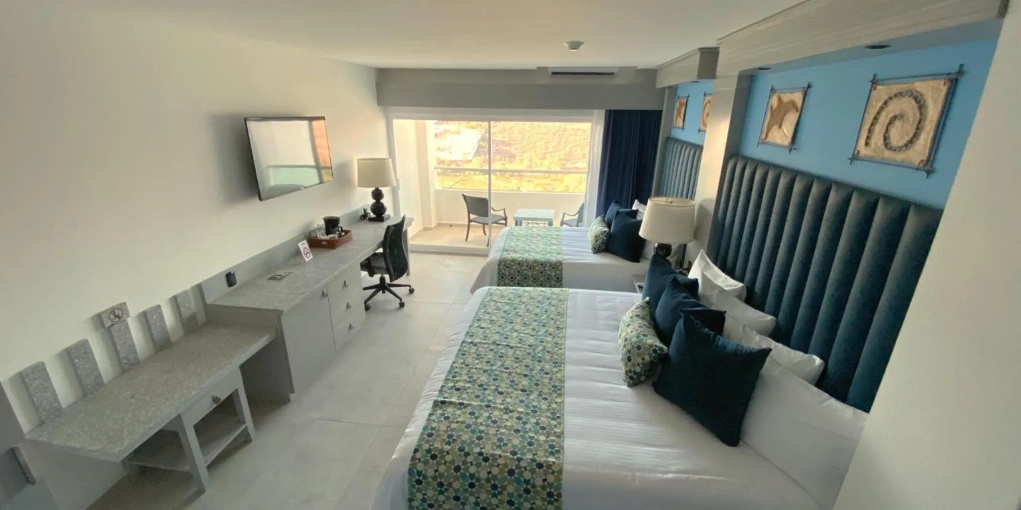 Bed in Hotel HBlue Malecón