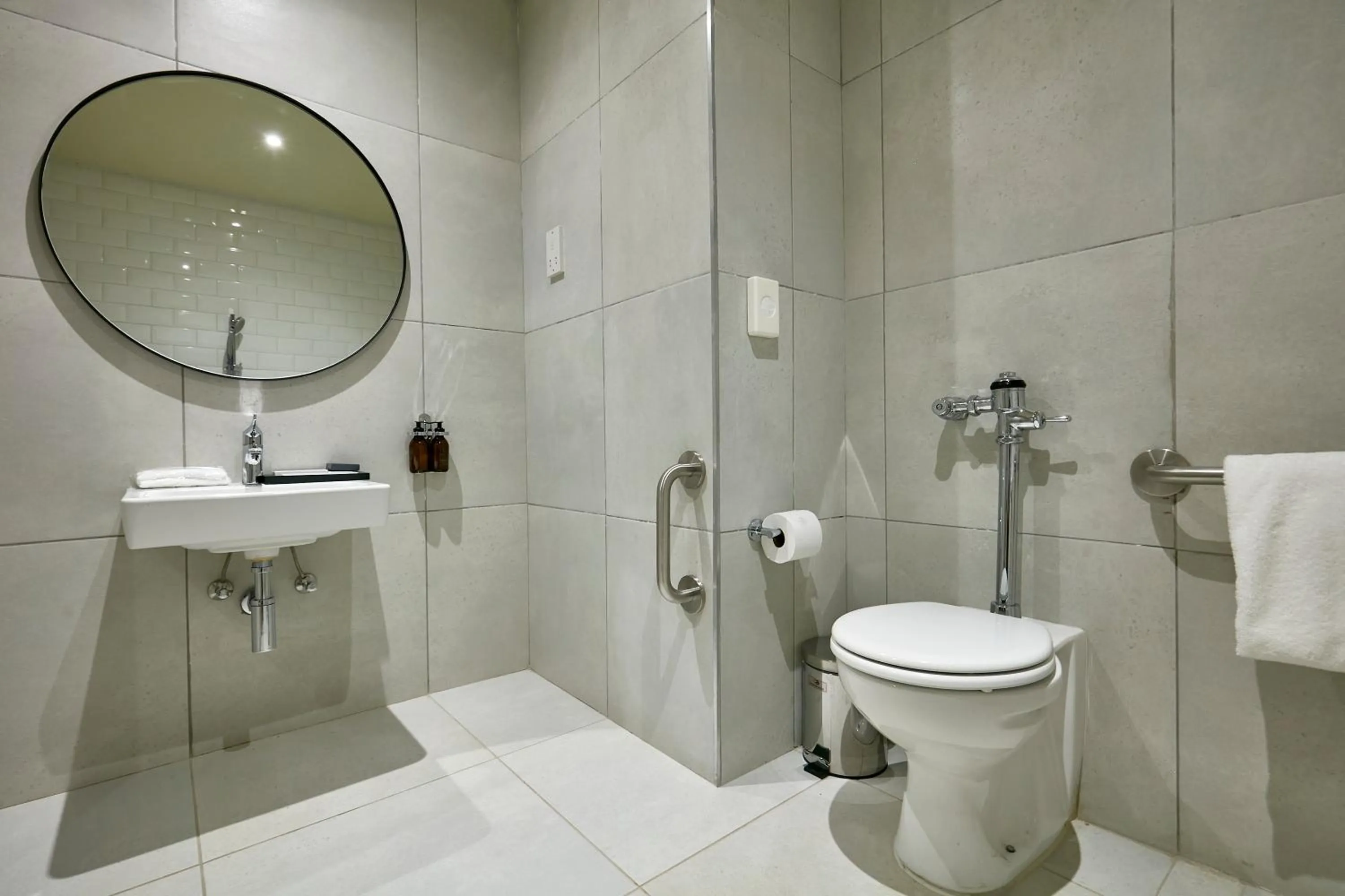 Bathroom in Cresta Mahalapye Hotel