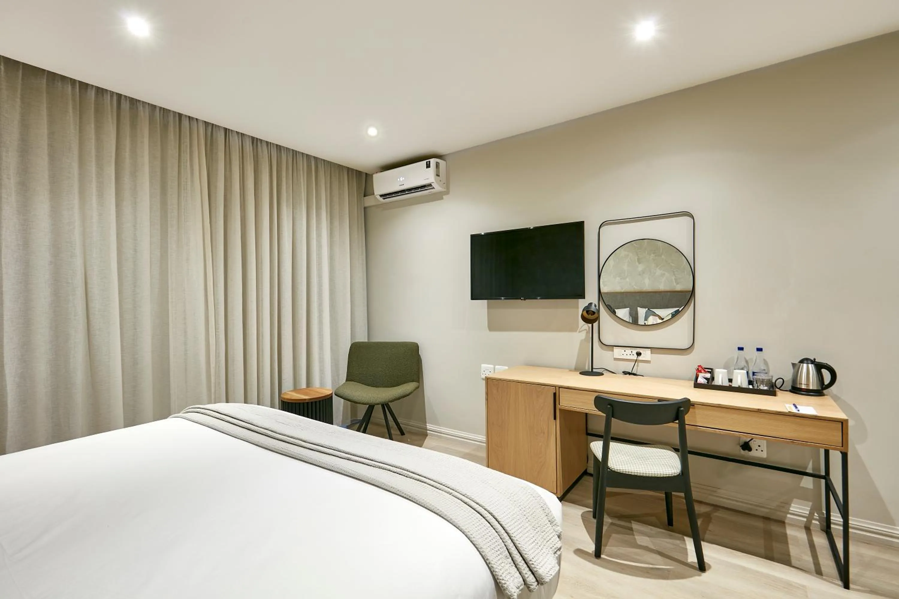 Bed in Cresta Mahalapye Hotel