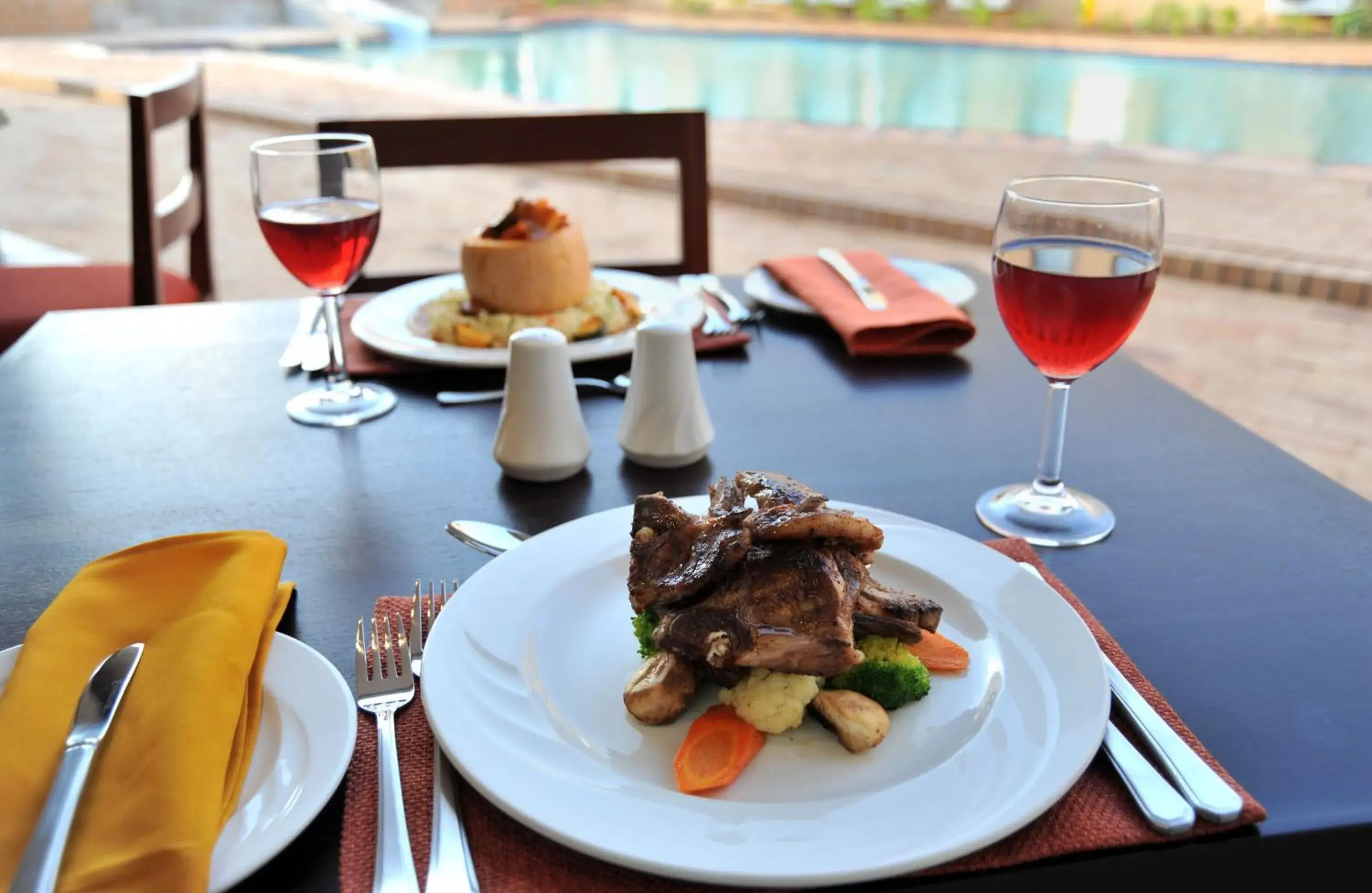 Swimming pool in Cresta Mahalapye Hotel Swimming pool in Cresta Mahalapye Hotel