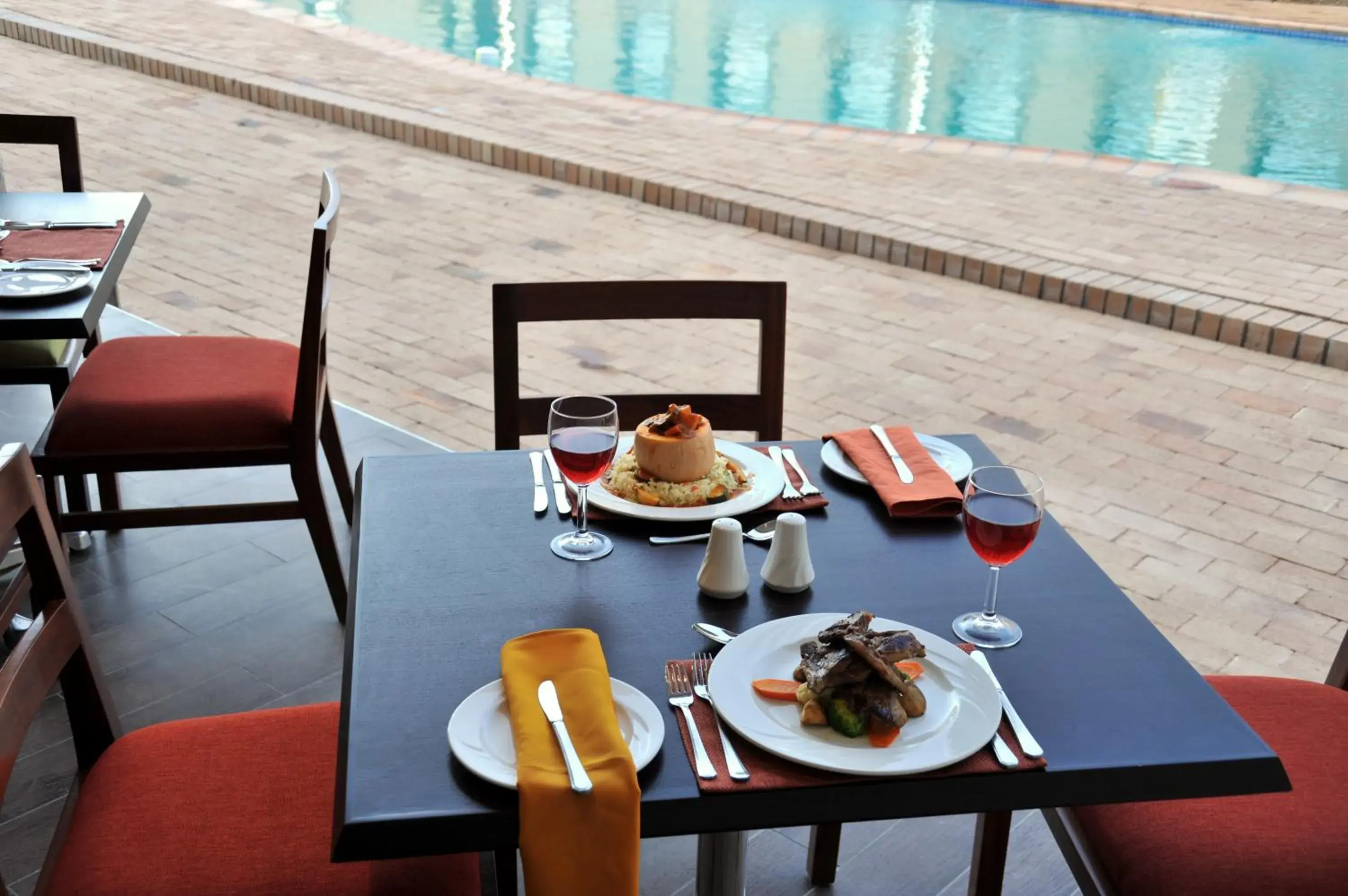 Swimming pool in Cresta Mahalapye Hotel Swimming pool in Cresta Mahalapye Hotel