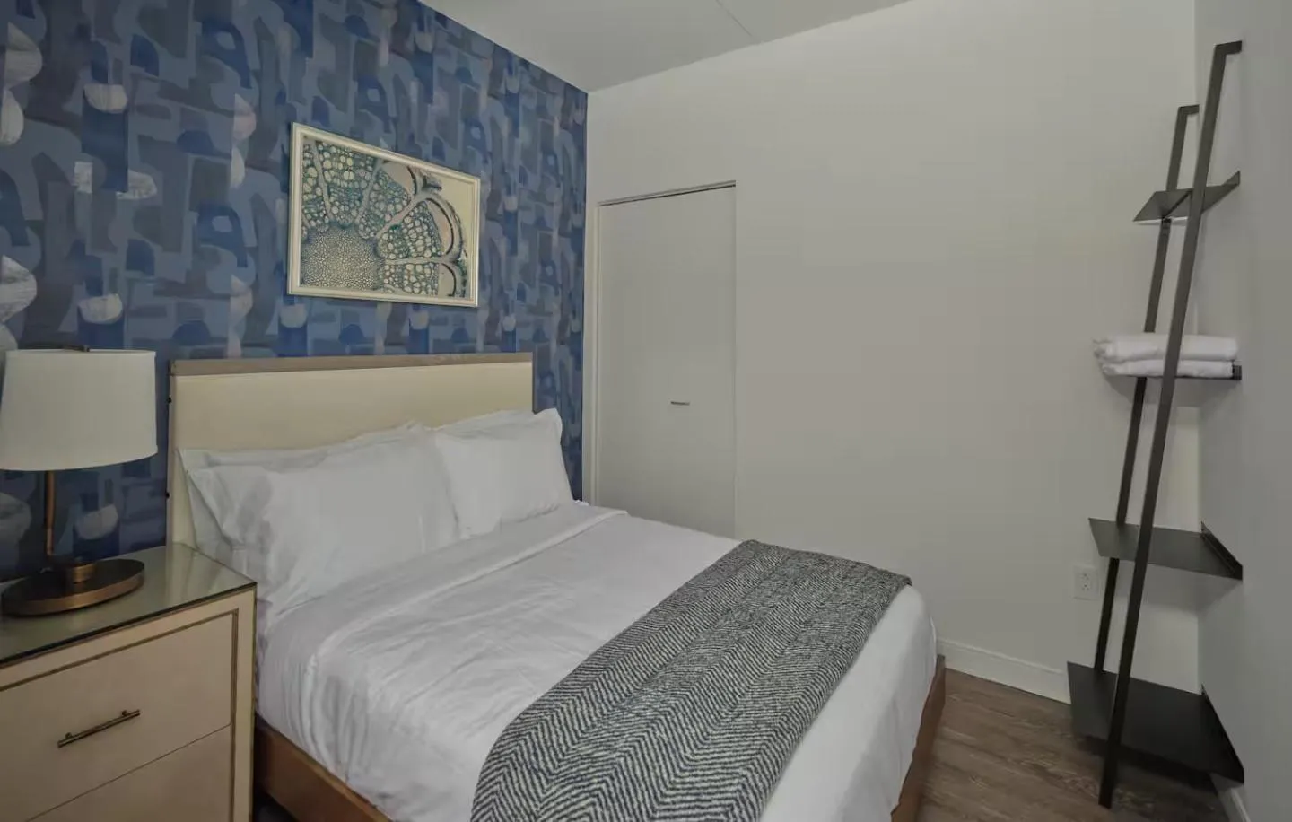 Bedroom, Bed in Luxury Apartments by Hyatus at Central Philly