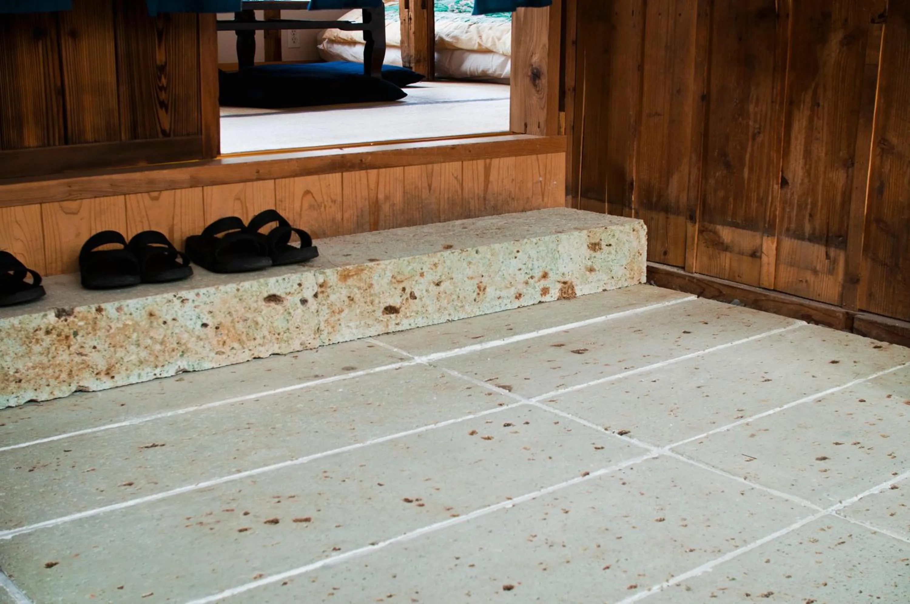 Communal kitchen in Hostel Saruya