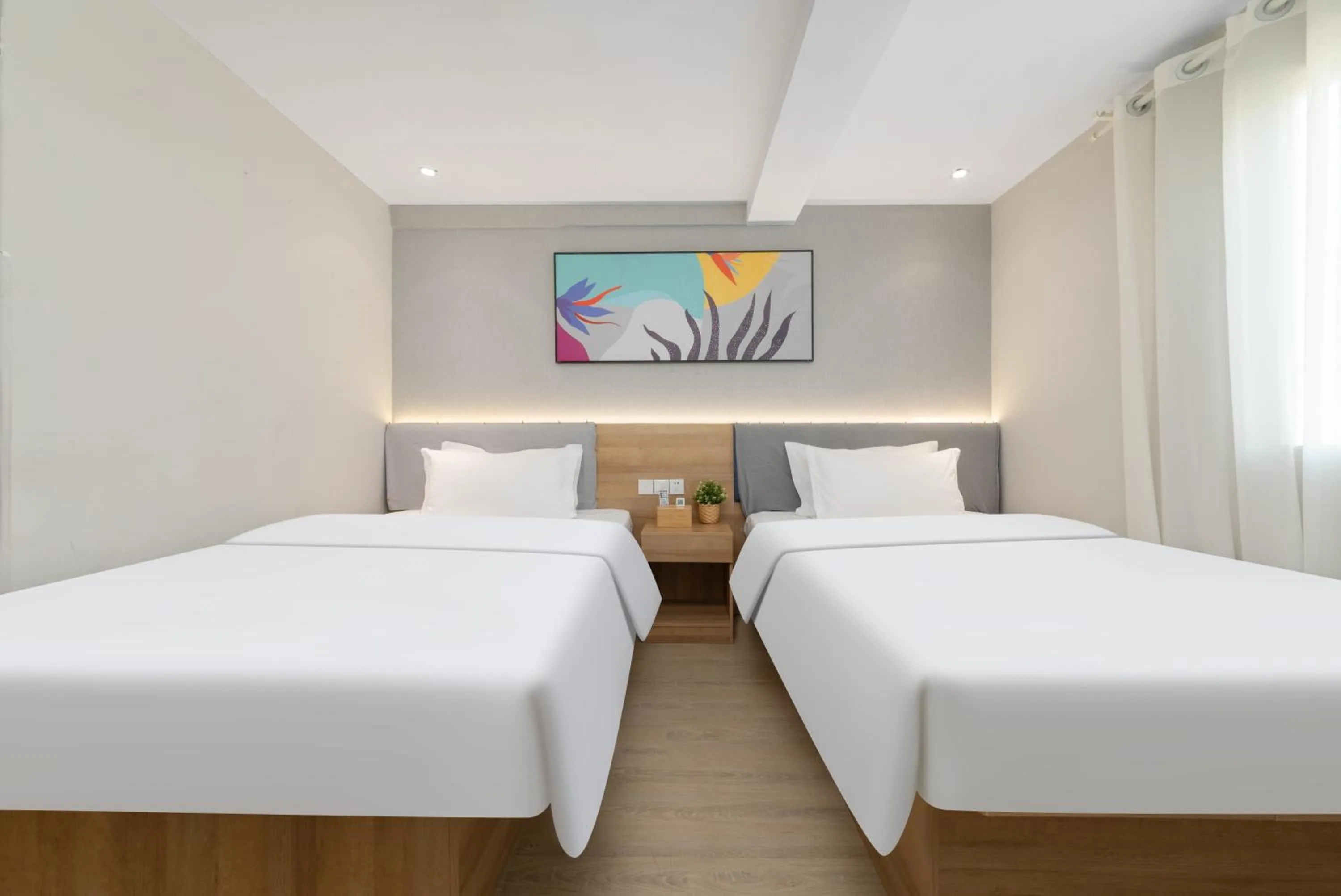 Bed in Home Inn Huayi Selected Yellow Crane Tower Tang Hualin Branch