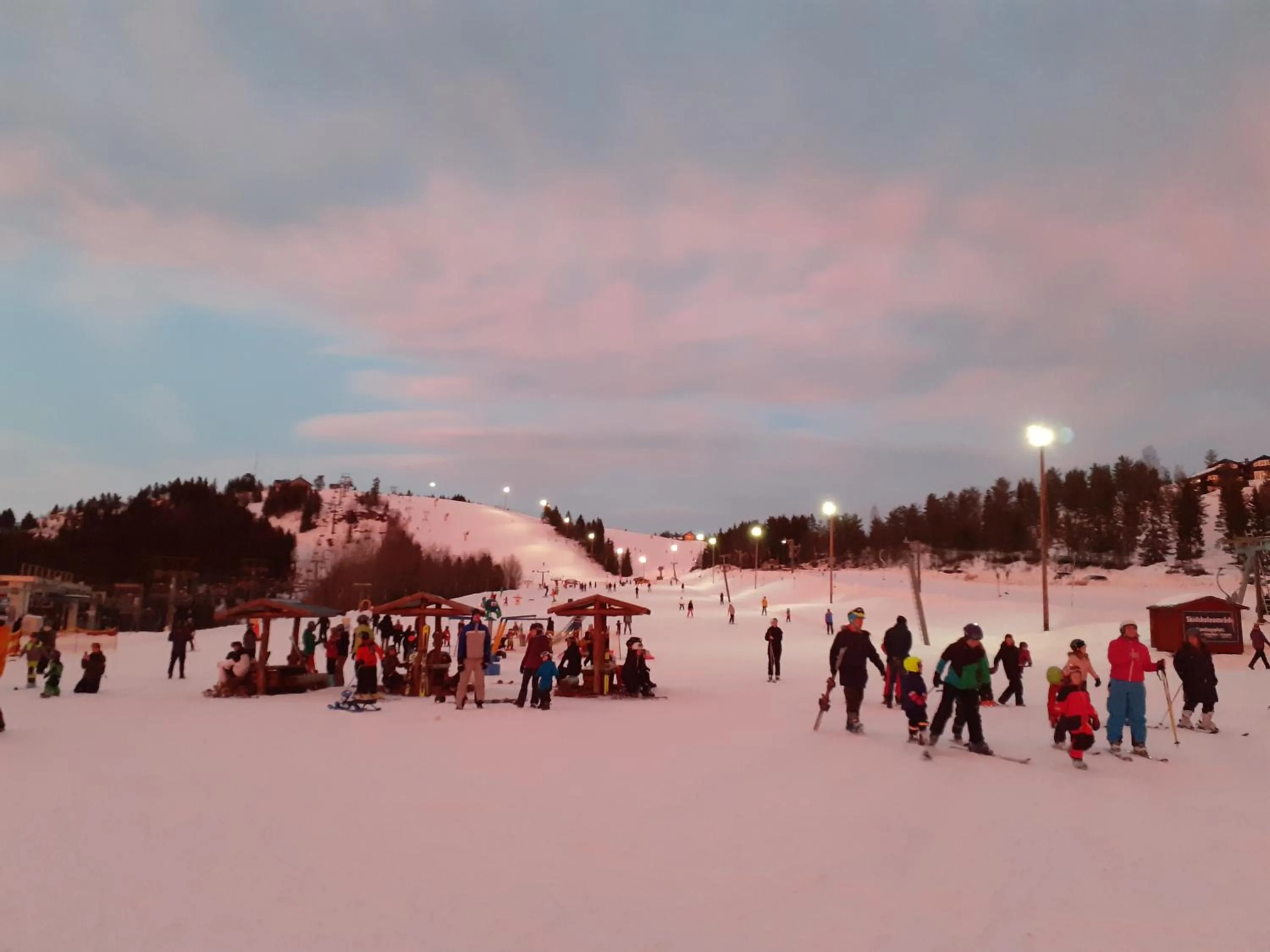 Skiing in Kristinebergs Bed & Breakfast