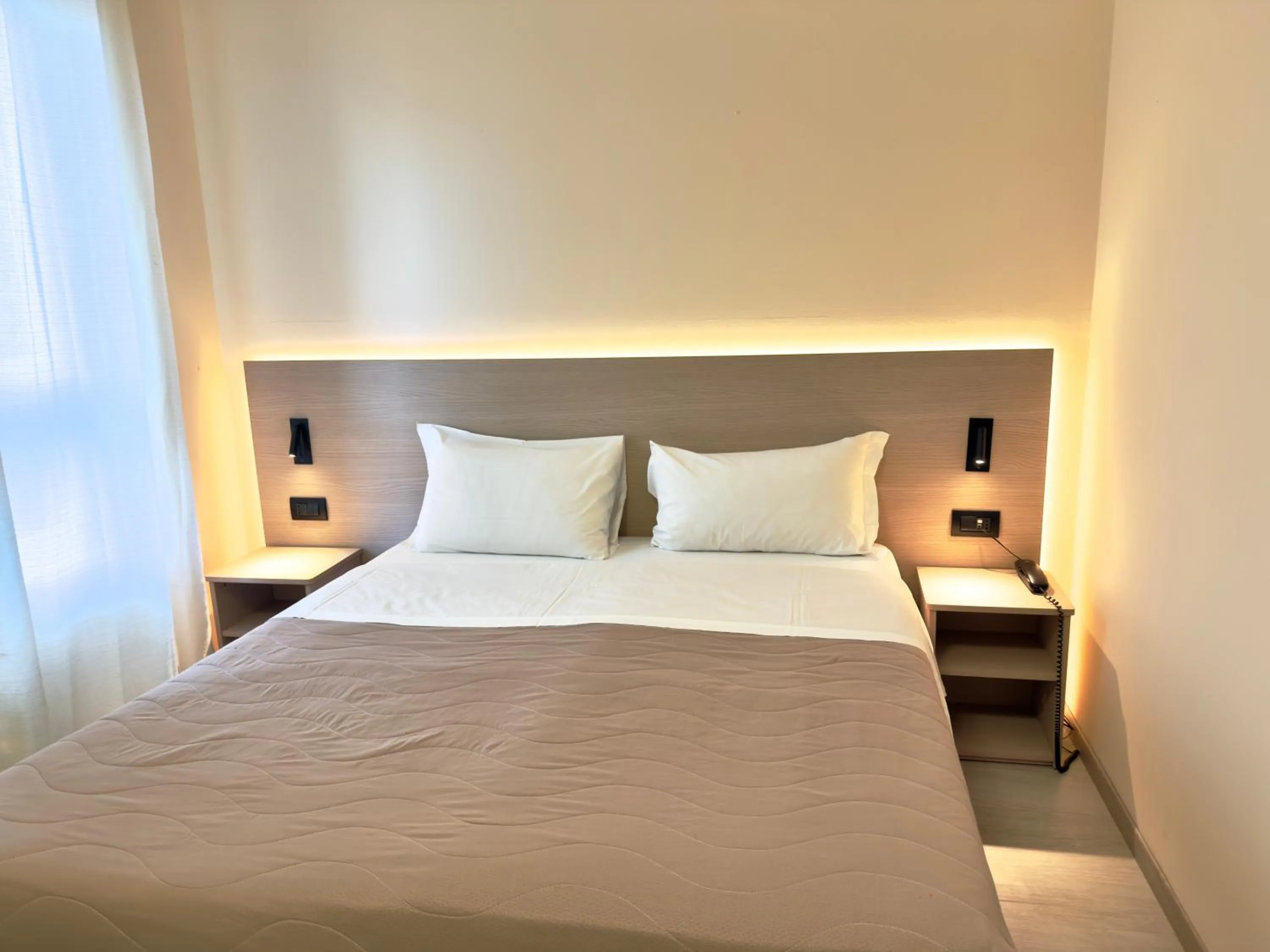 Bedroom, Bed in Hotel Molise 2