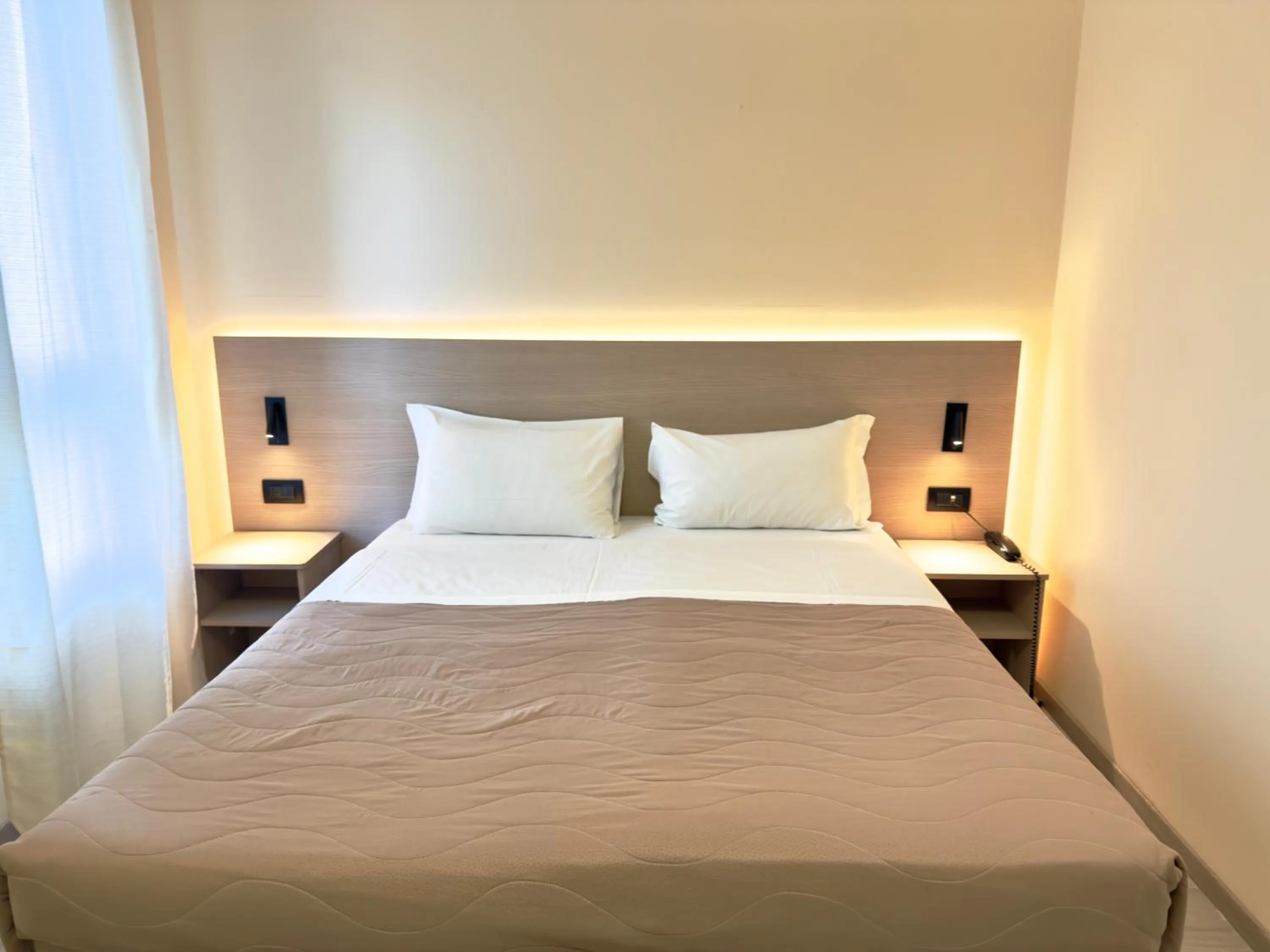 Bedroom, Bed in Hotel Molise 2