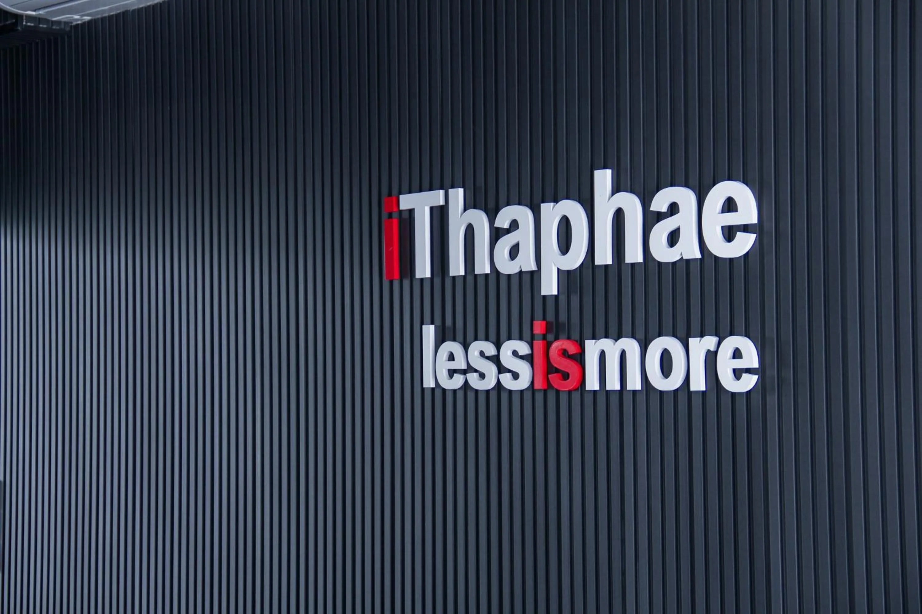 Property logo or sign in iThaphae Hotel