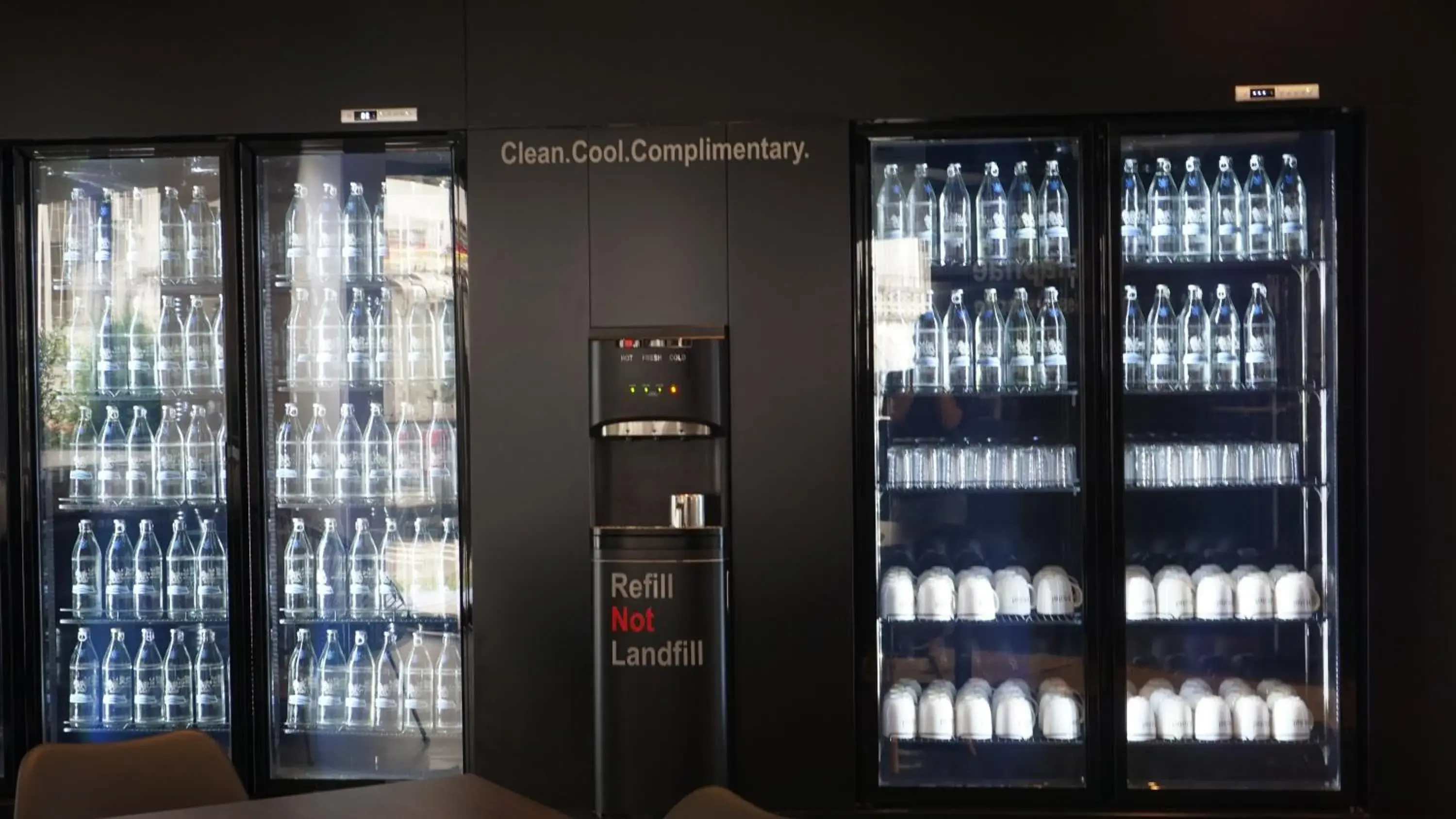 Restaurant/places to eat in iThaphae Hotel Restaurant/places to eat in iThaphae Hotel