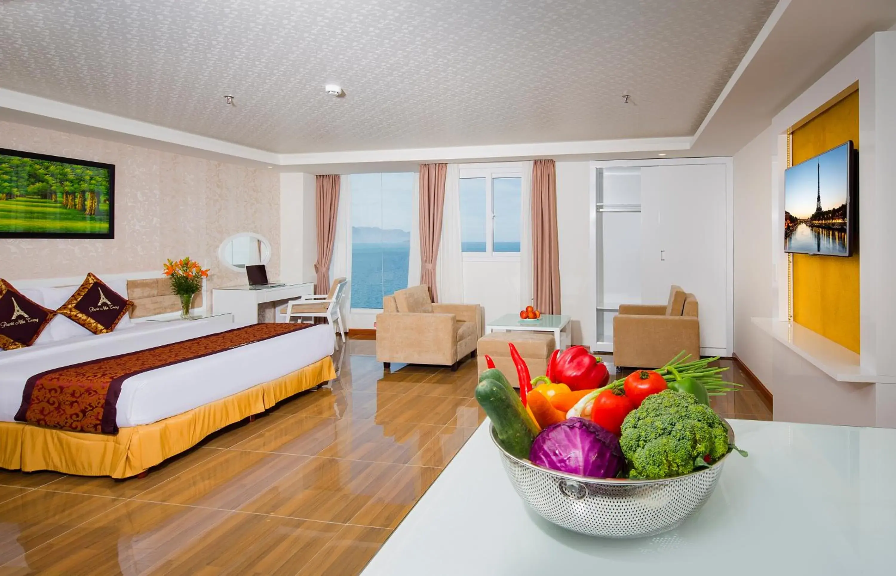 Bed in Paris Luxury Hotel & Apartment Nha Trang Bed in Paris Luxury Hotel & Apartment Nha Trang