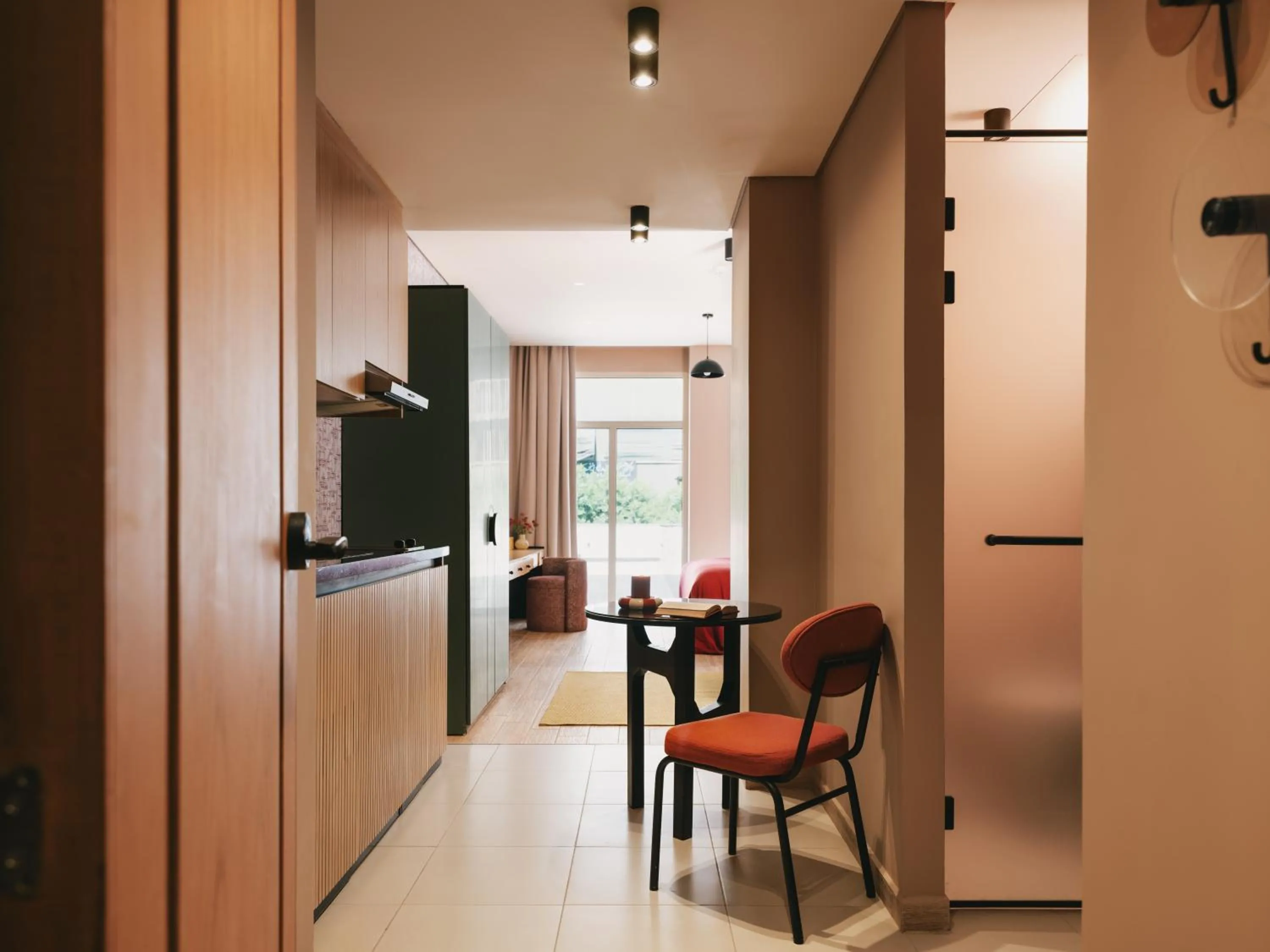 Kitchen or kitchenette in Saint J Hotel by Brassbell
