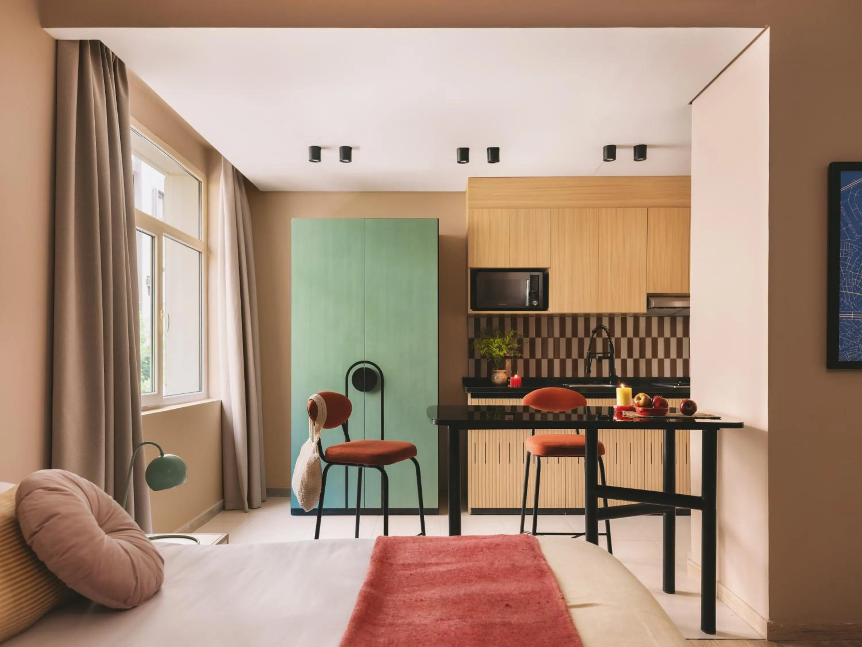 Kitchen or kitchenette in Saint J Hotel by Brassbell