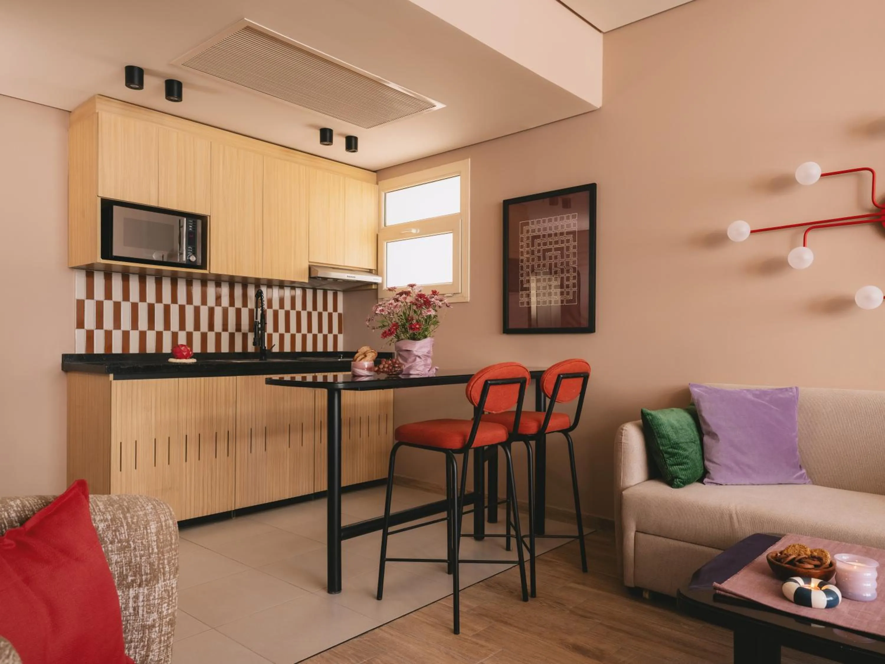Kitchen or kitchenette in Saint J Hotel by Brassbell