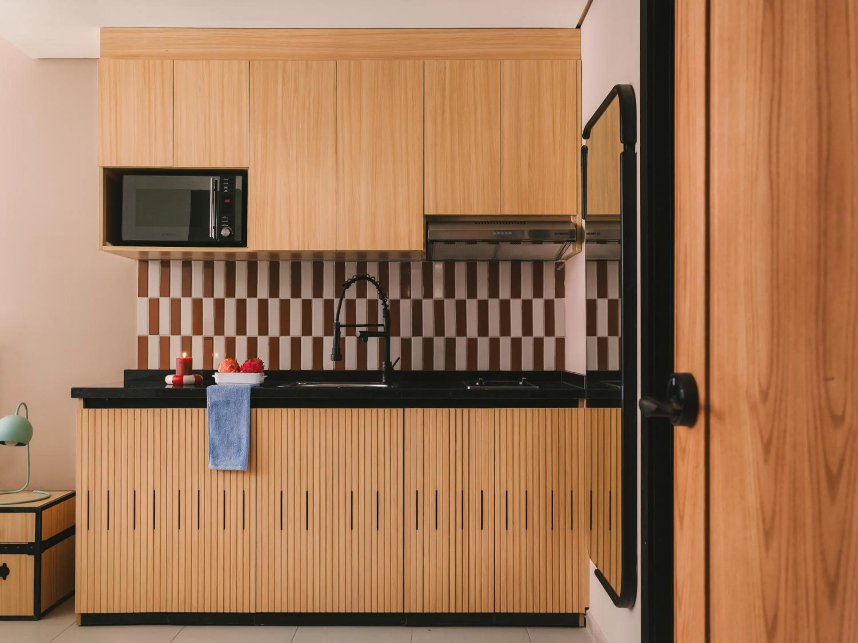 Kitchen or kitchenette in Saint J Hotel by Brassbell