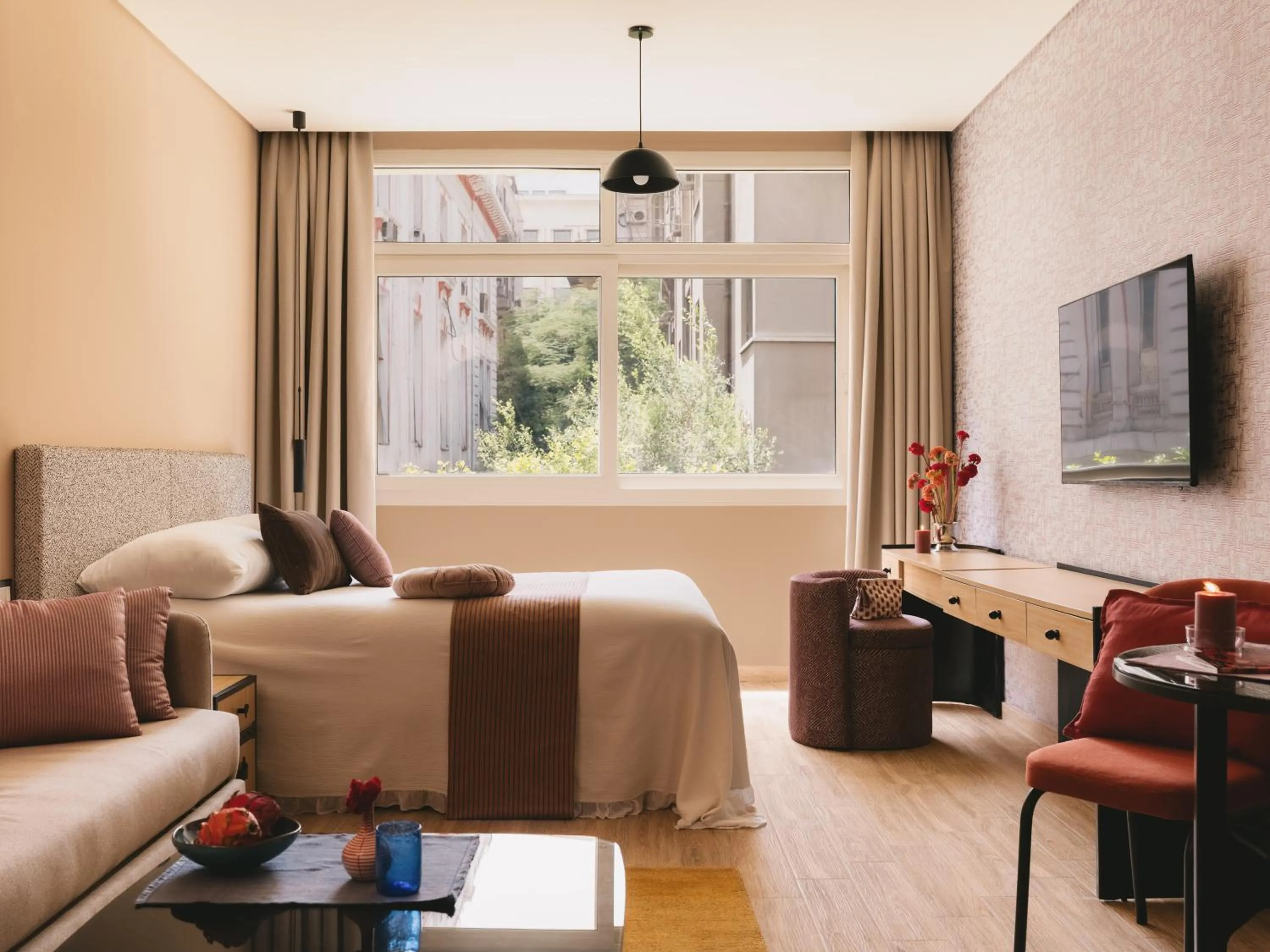 Photo of the whole room in Saint J Hotel by Brassbell