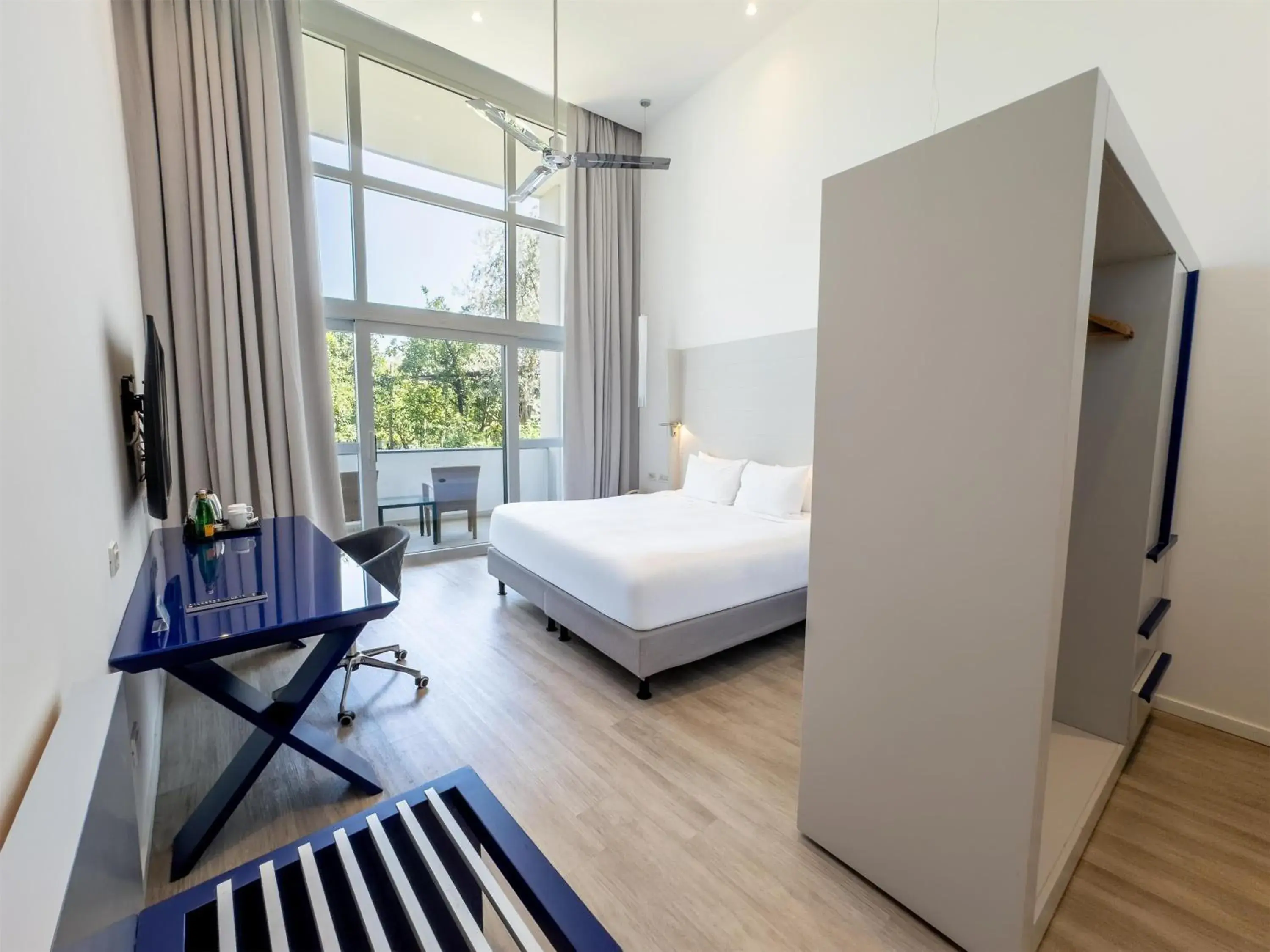 View (from property/room), Bed in Hilton Sorrento Palace View (from property/room), Bed in Hilton Sorrento Palace