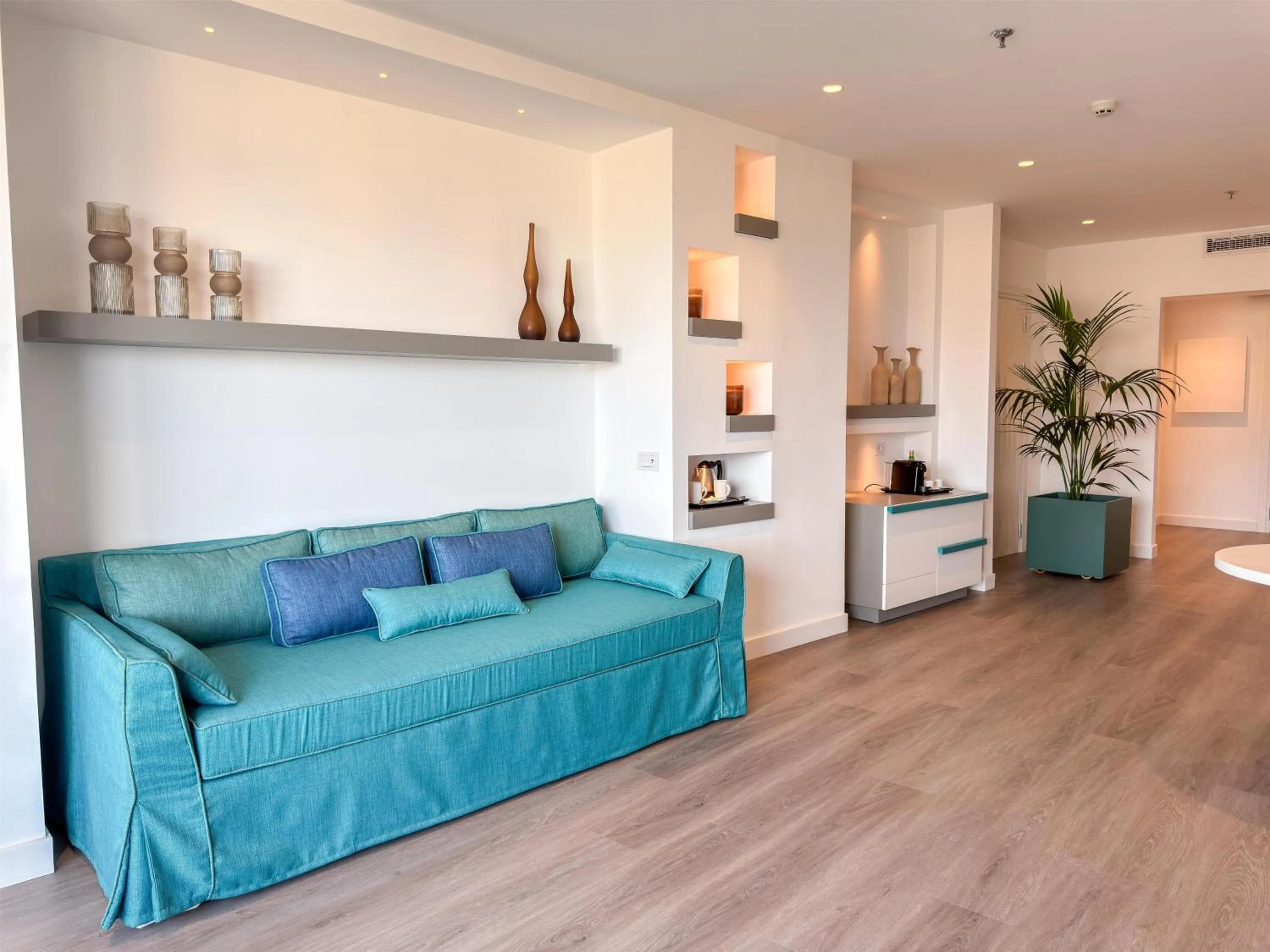 Coffee/tea facilities in Hilton Sorrento Palace