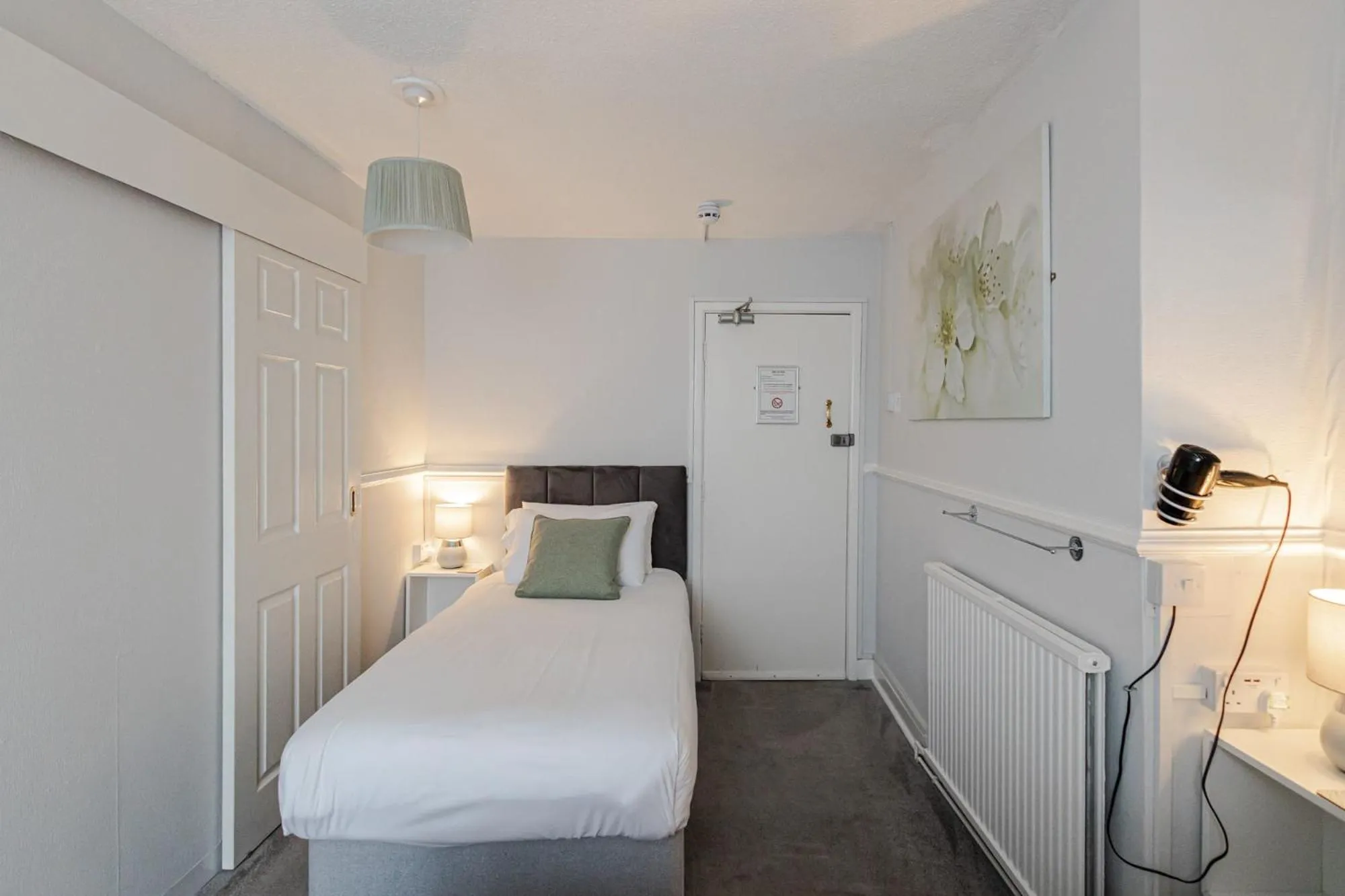 Bed in Gresham Guest House