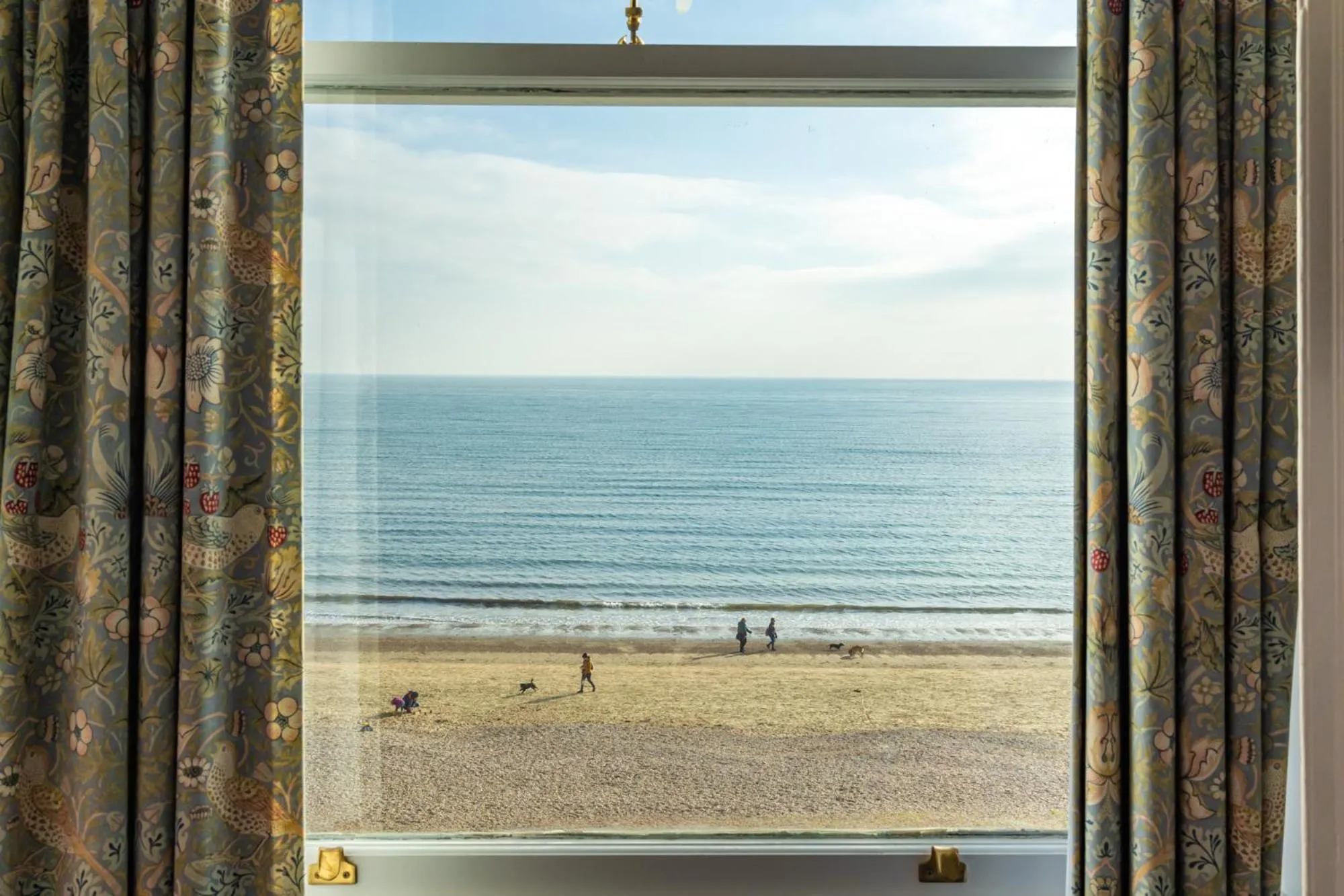 Sea view in Gresham Guest House