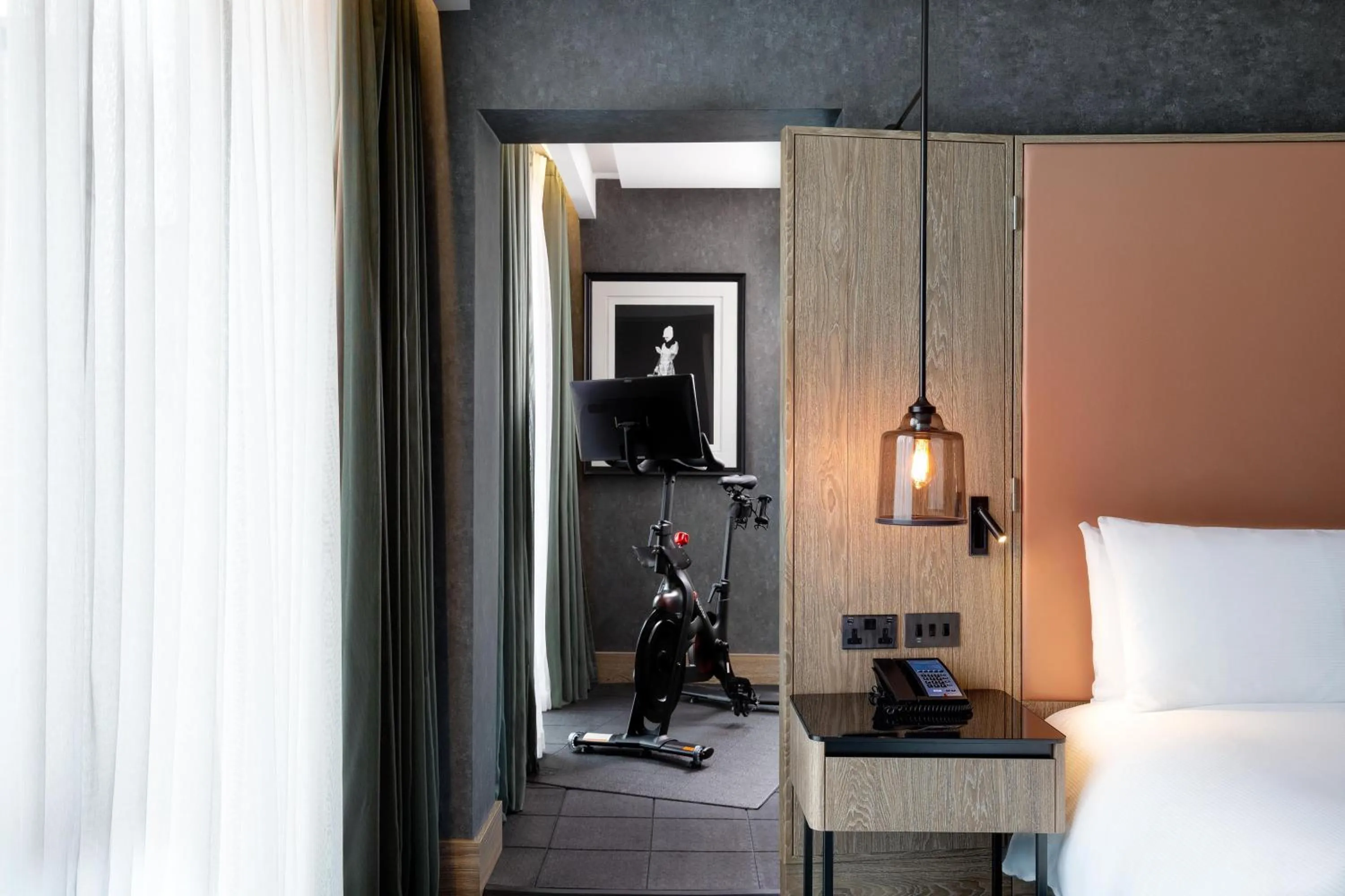 Bedroom, Bed in Hilton London Bankside