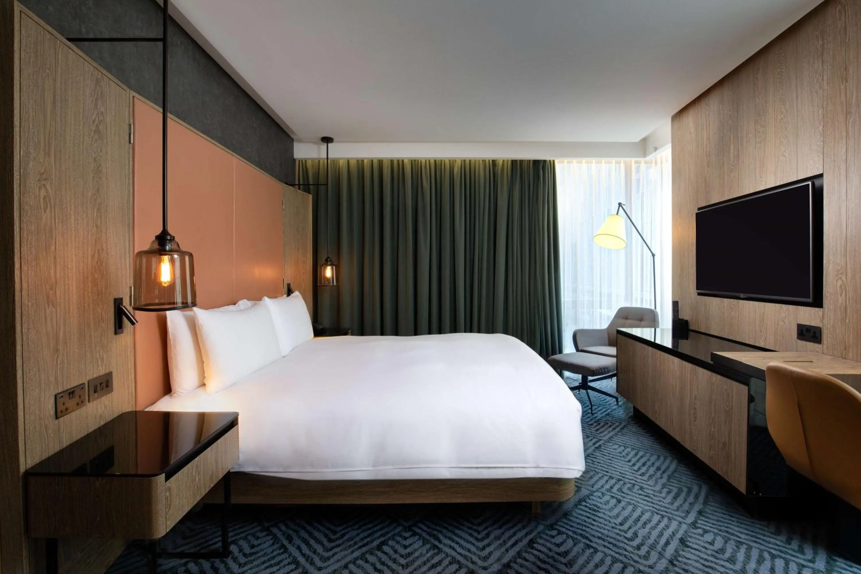 Bedroom, Bed in Hilton London Bankside