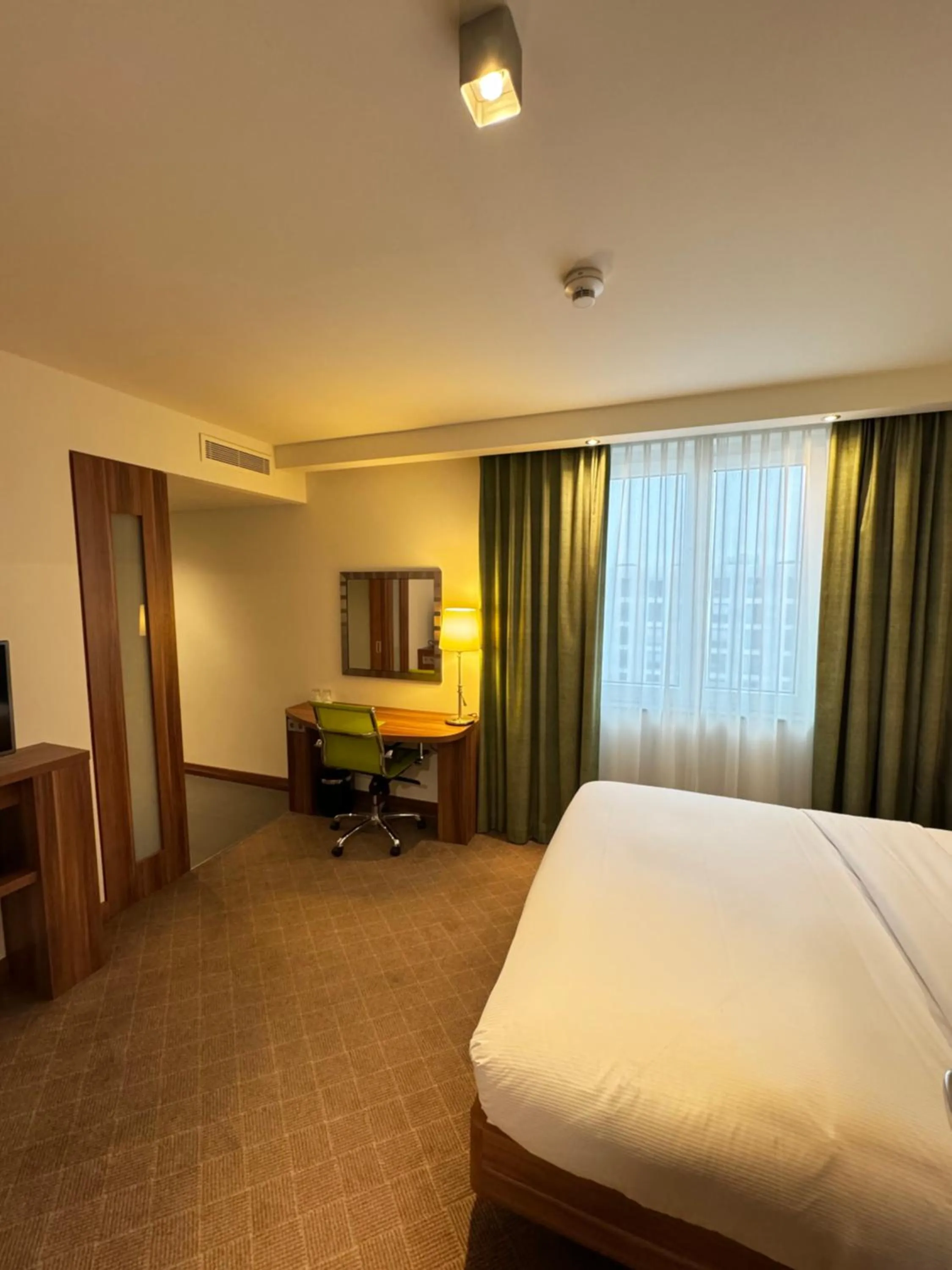 Bed in Hampton by Hilton Frankfurt City Centre