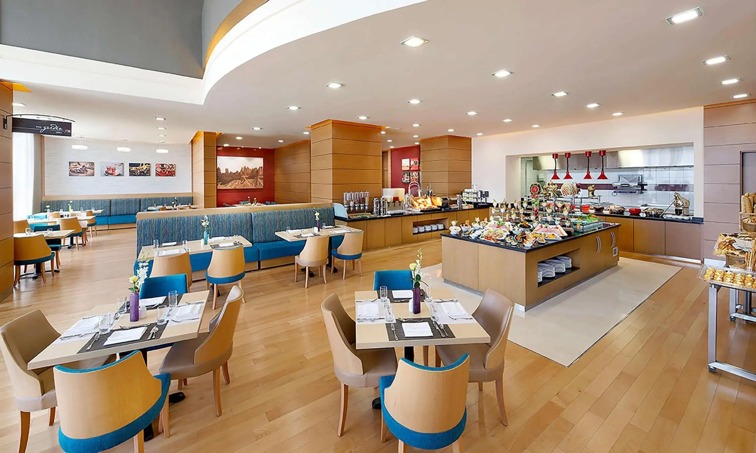 Restaurant/places to eat in Hilton Garden Inn Tabuk Restaurant/places to eat in Hilton Garden Inn Tabuk