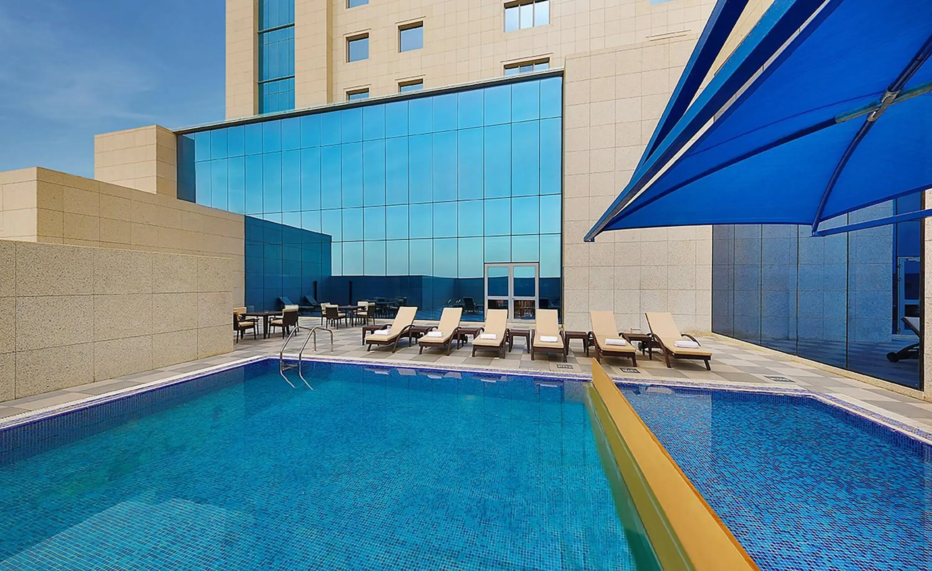 Pool view in Hilton Garden Inn Tabuk Pool view in Hilton Garden Inn Tabuk