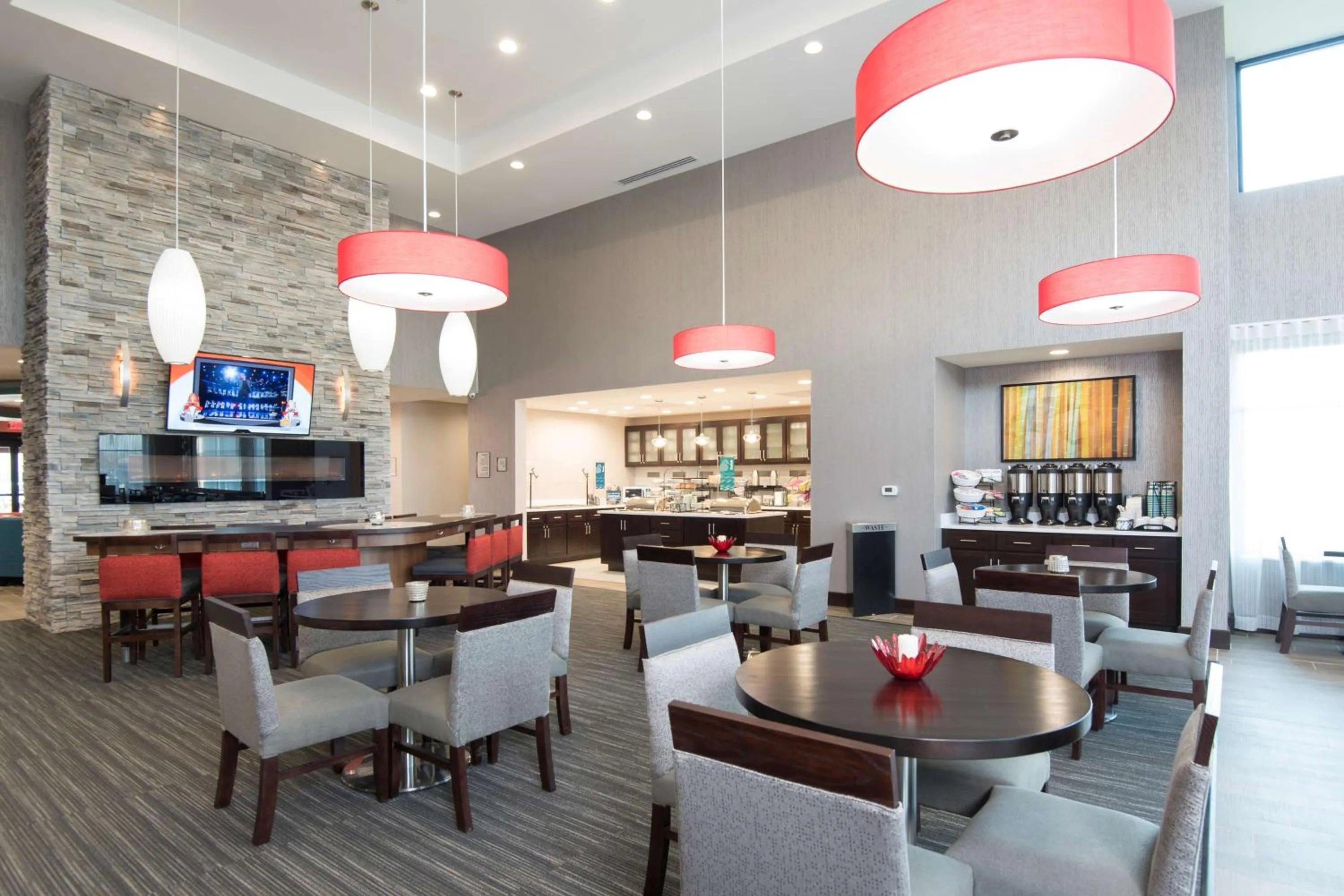 Breakfast in Homewood Suites by Hilton Cleveland/Sheffield