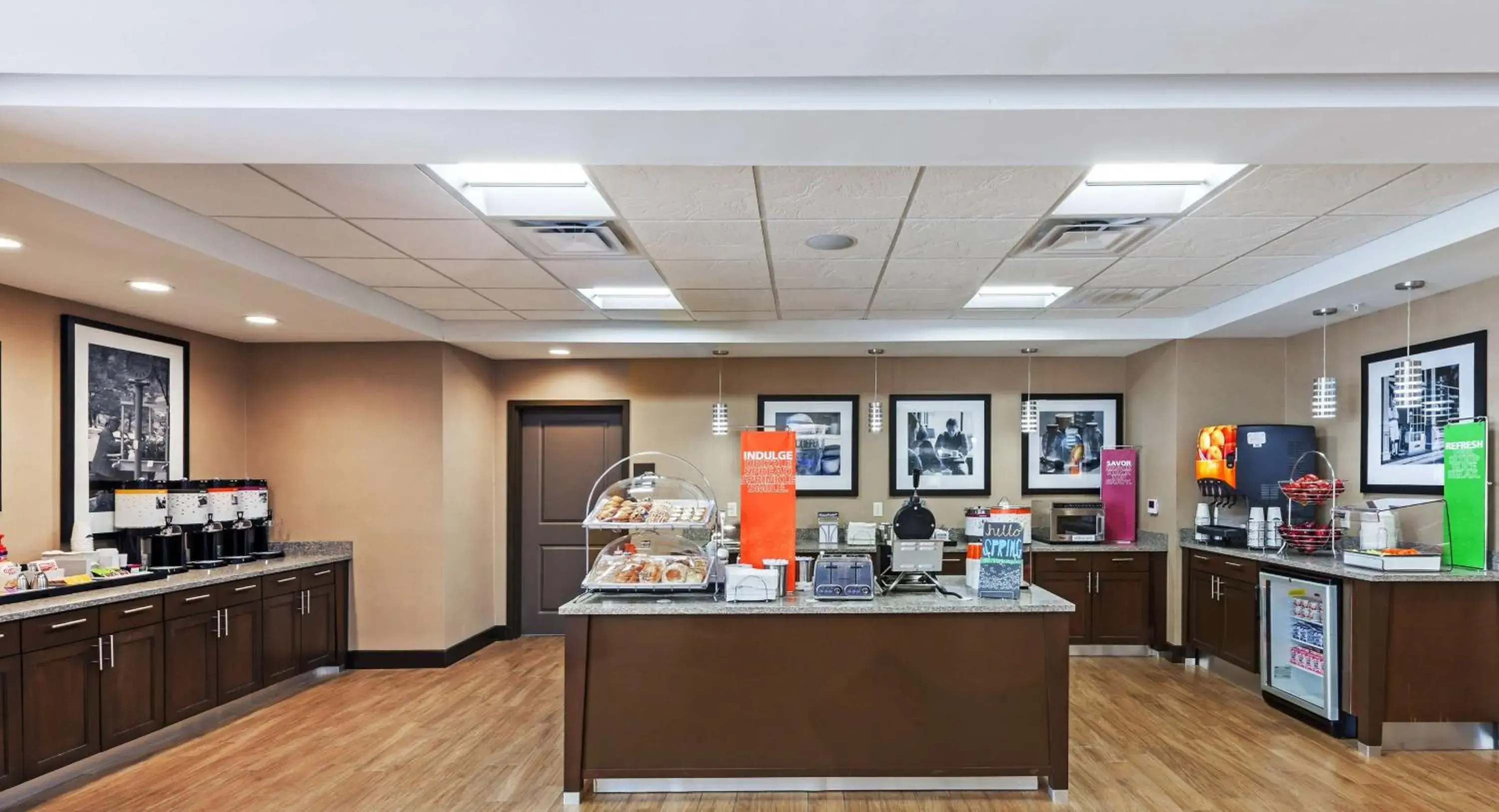 Breakfast in Hampton Inn & Suites Claremore Breakfast in Hampton Inn & Suites Claremore