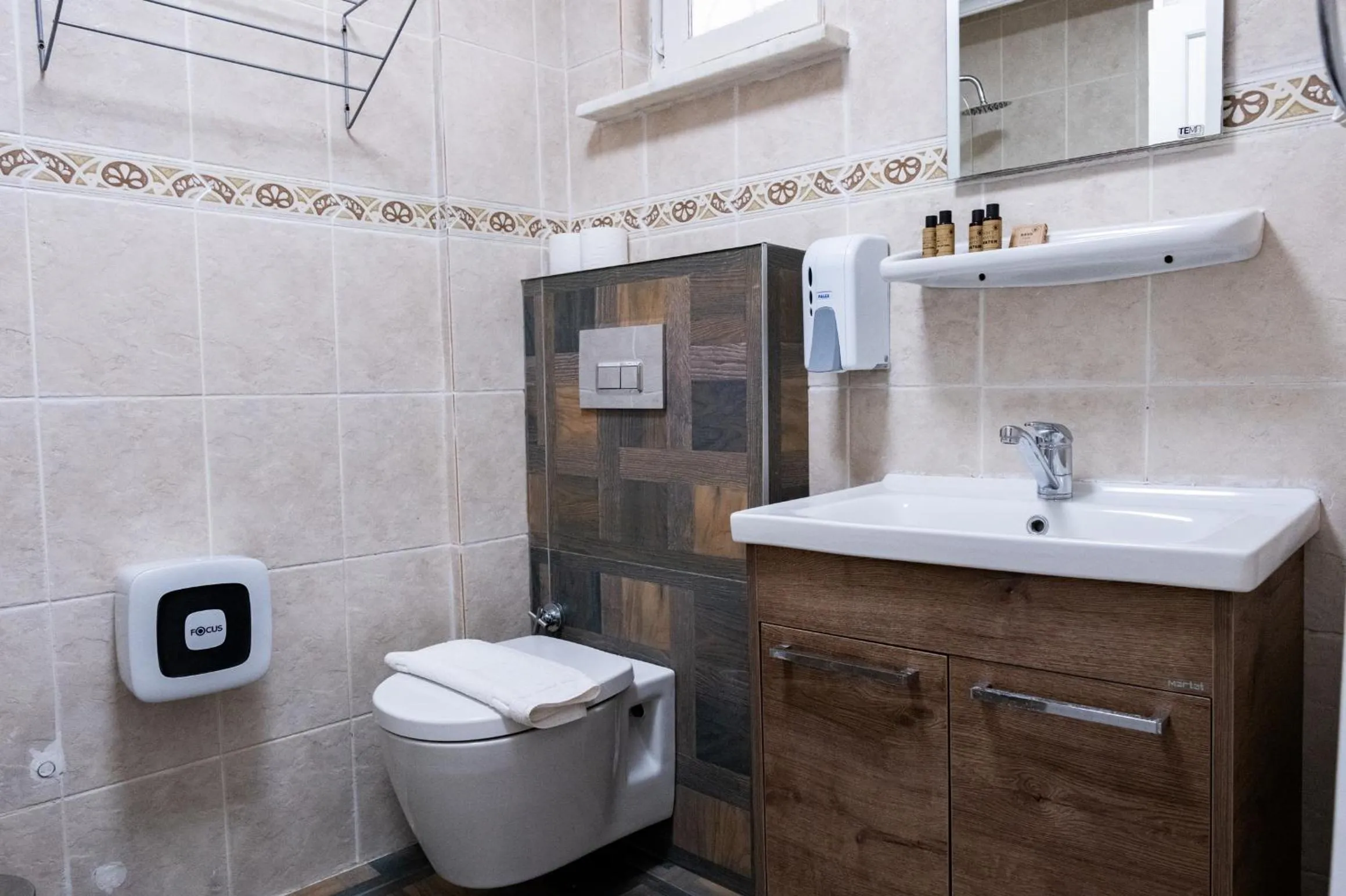 Bathroom in Mauna Hotel