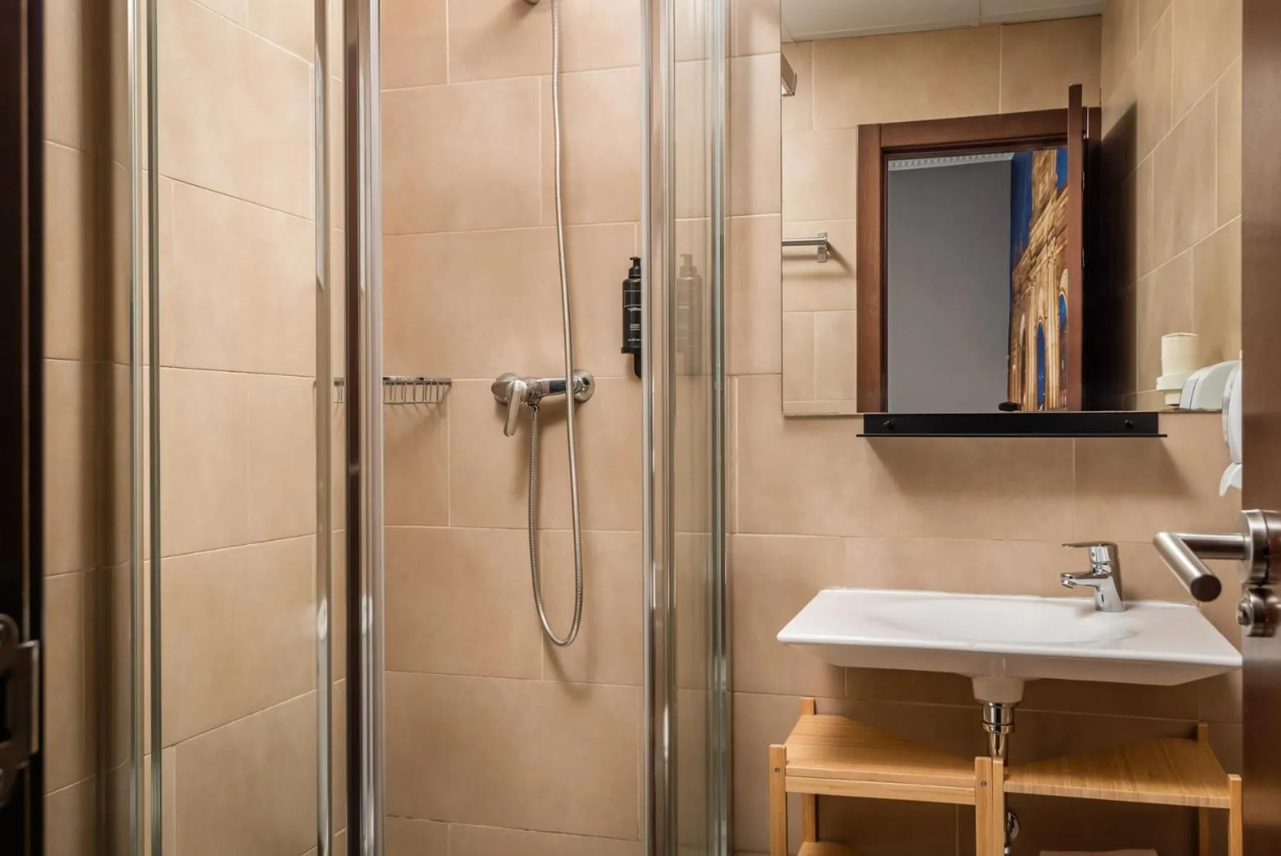 Shower in BYPILLOW The Citadel