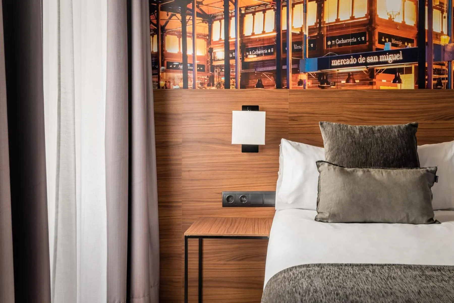 Bedroom, Bed in BYPILLOW The Citadel