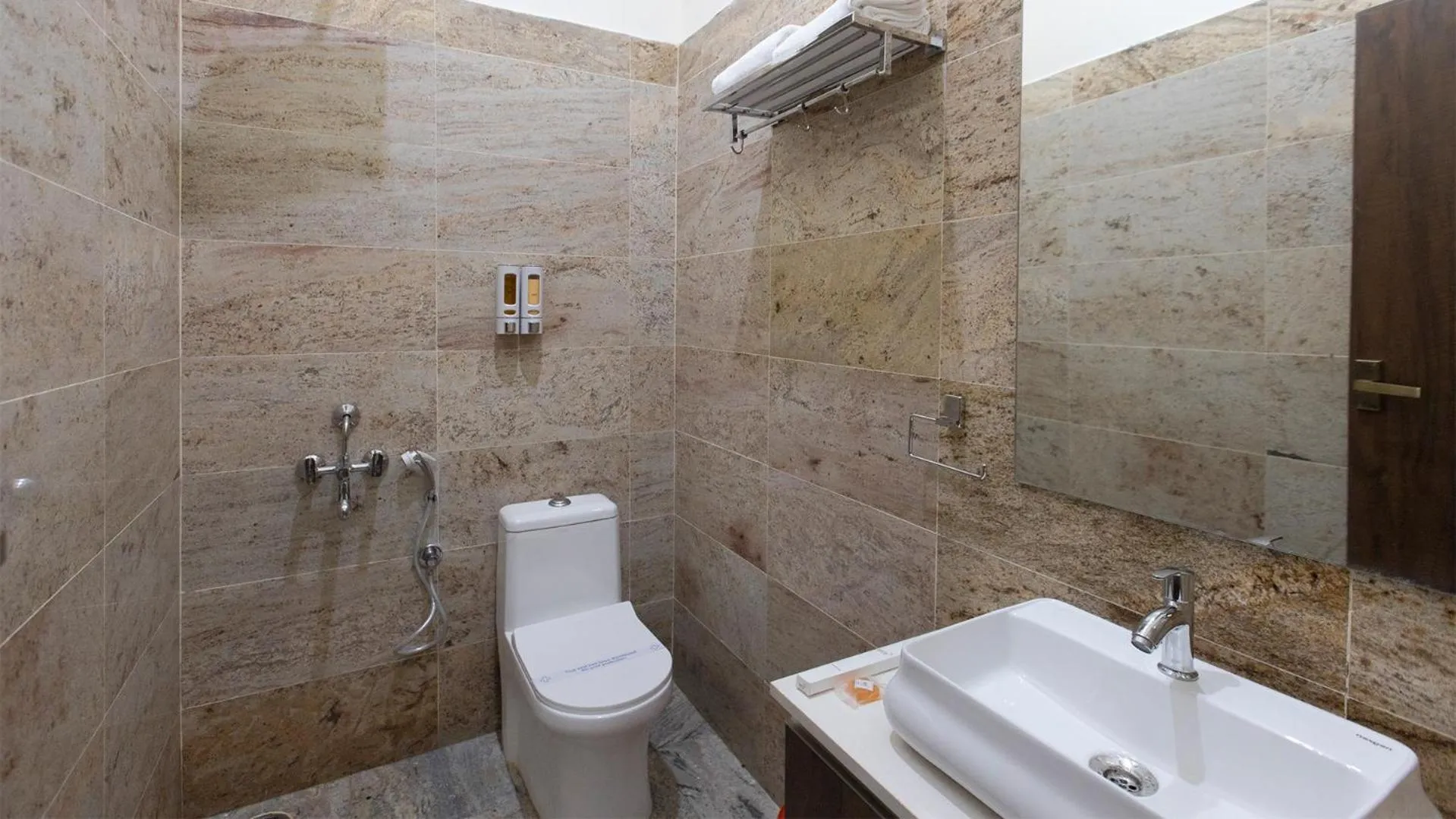 Shower in AARA Jungle Resort