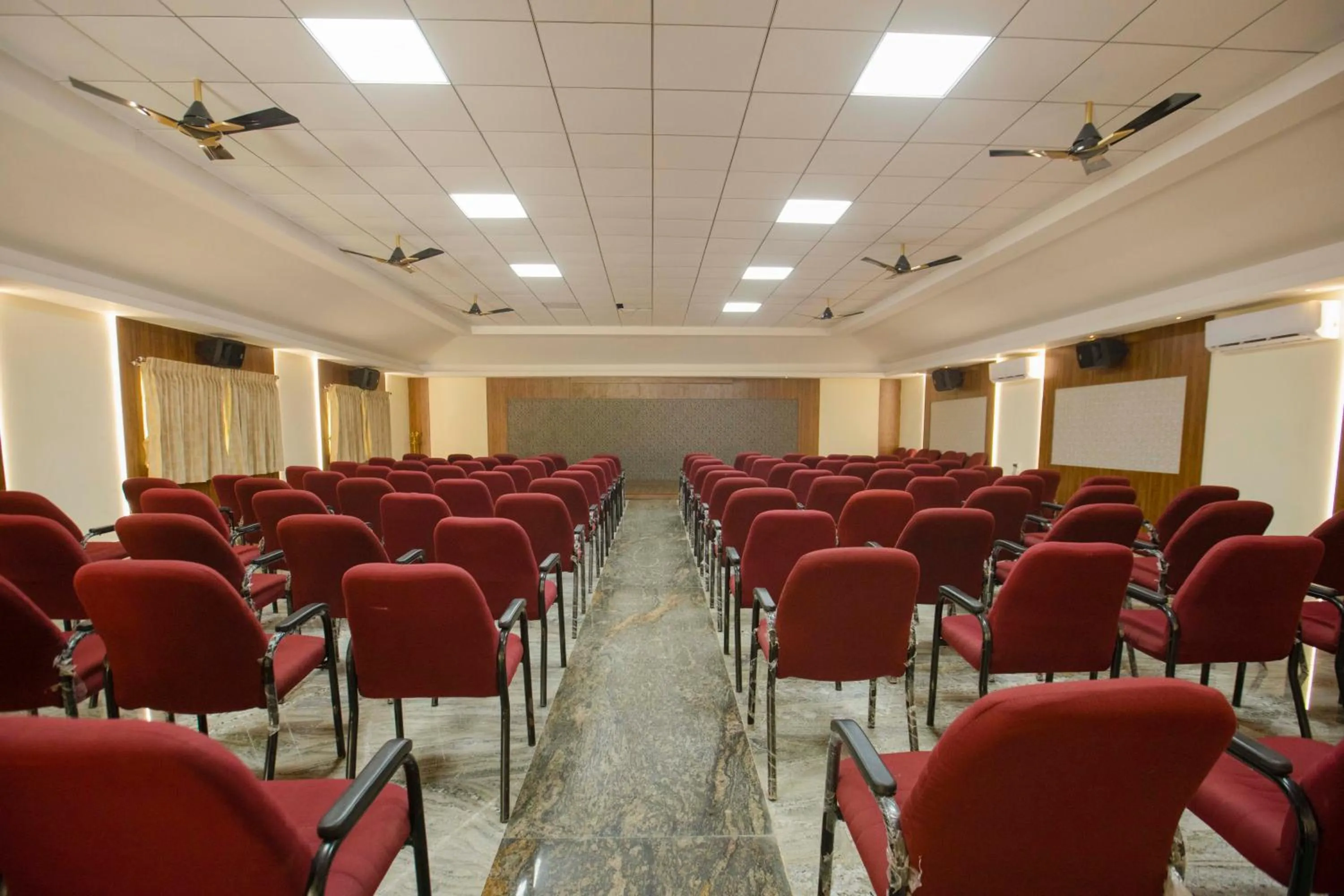 Banquet/Function facilities in AARA Jungle Resort