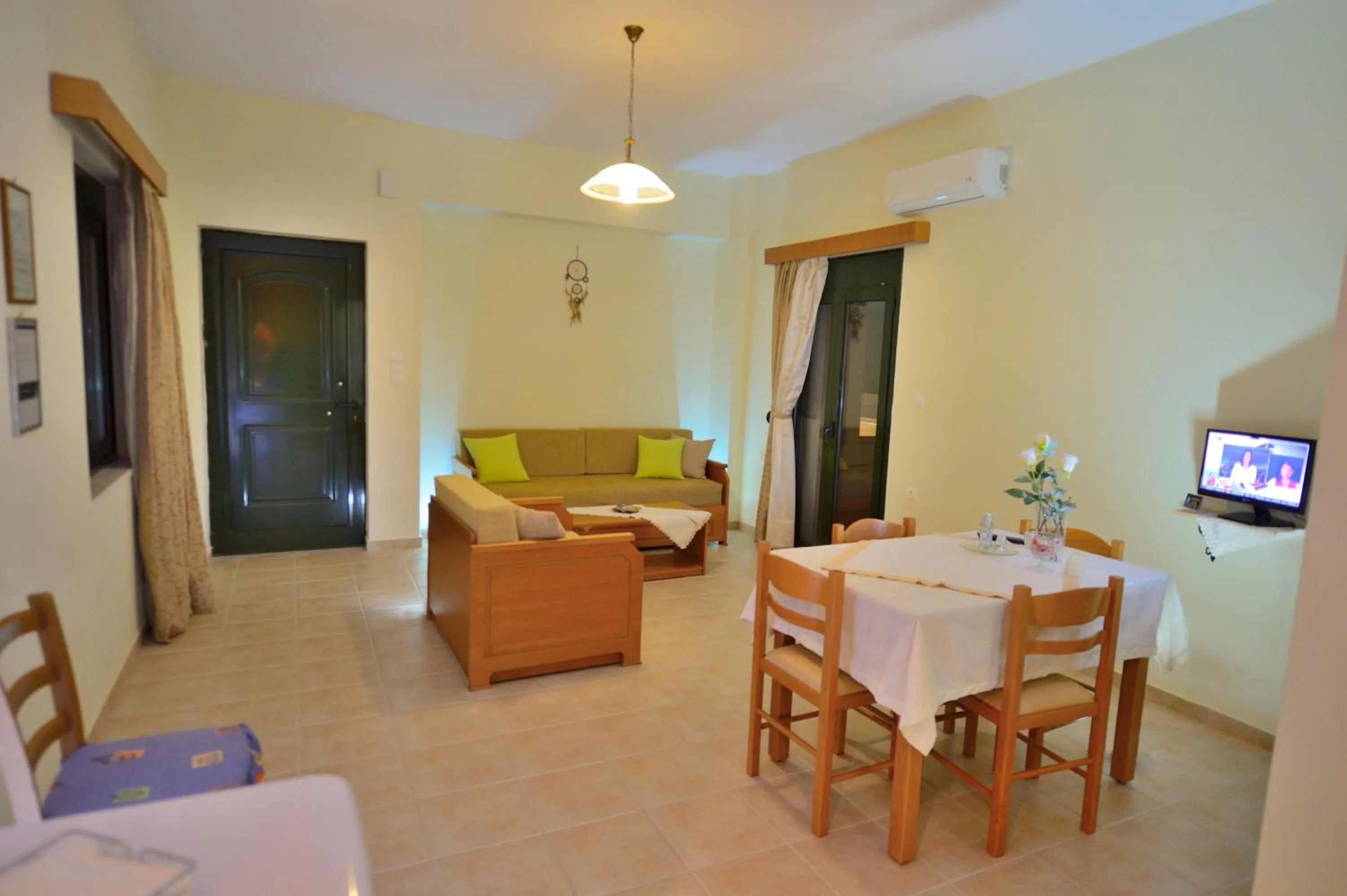 Xenios Zeus Apartments