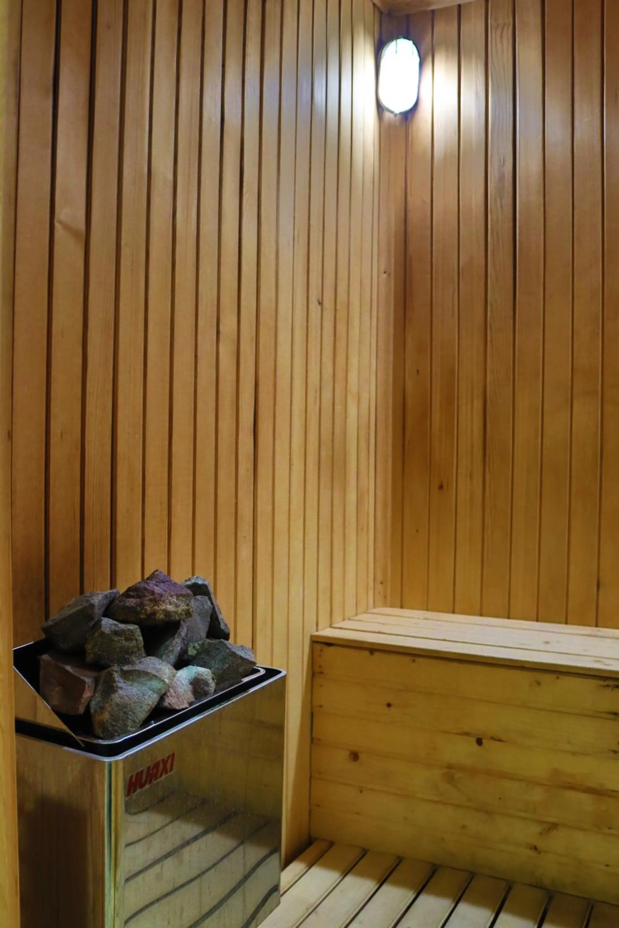 Property building in Complex Koko Hills