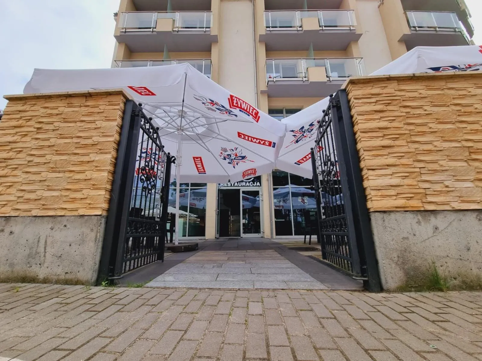 Property building in Hotel White