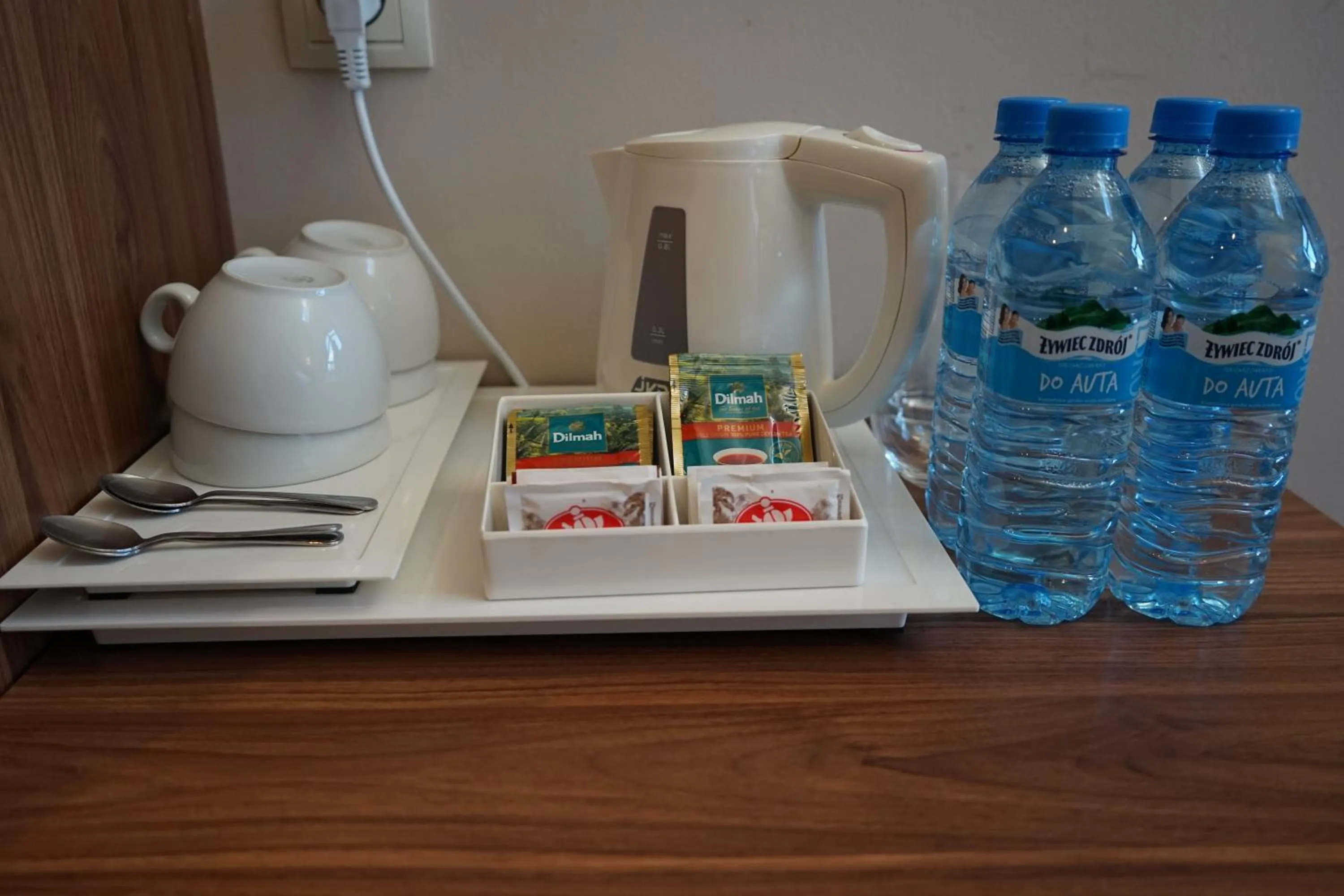 Coffee/tea facilities in Hotel White