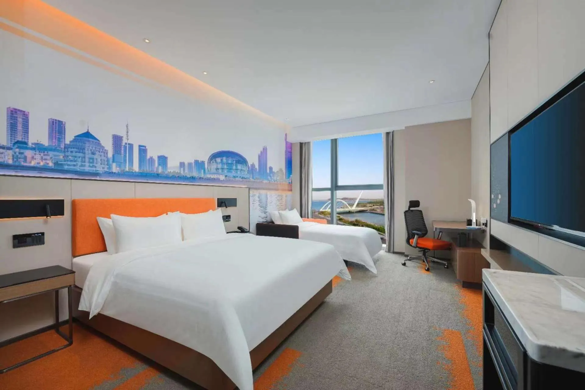 Photo of the whole room, Bed in Hampton by Hilton Dongguan Fenggang