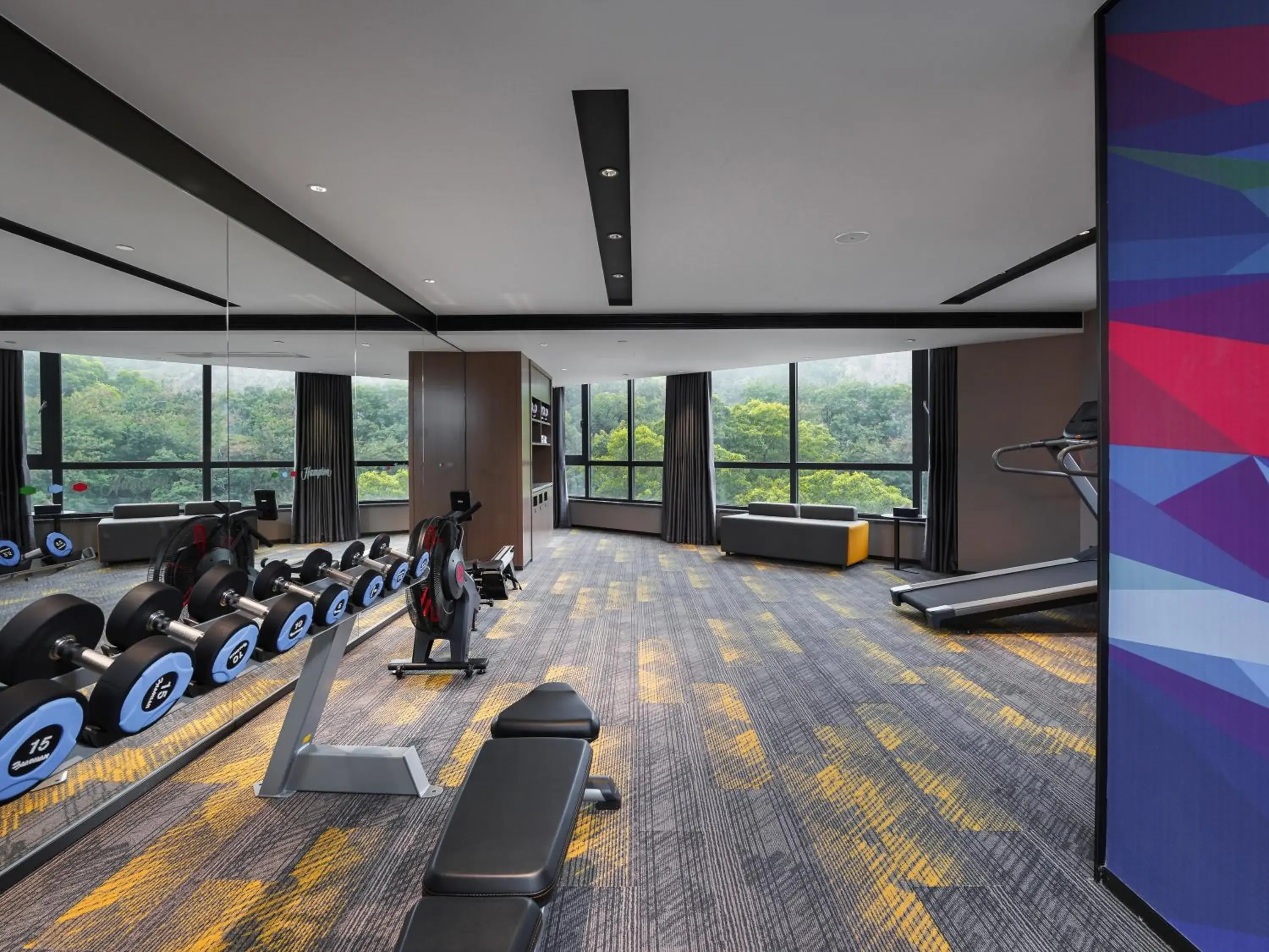 Fitness centre/facilities in Hampton by Hilton Dongguan Fenggang Fitness centre/facilities in Hampton by Hilton Dongguan Fenggang