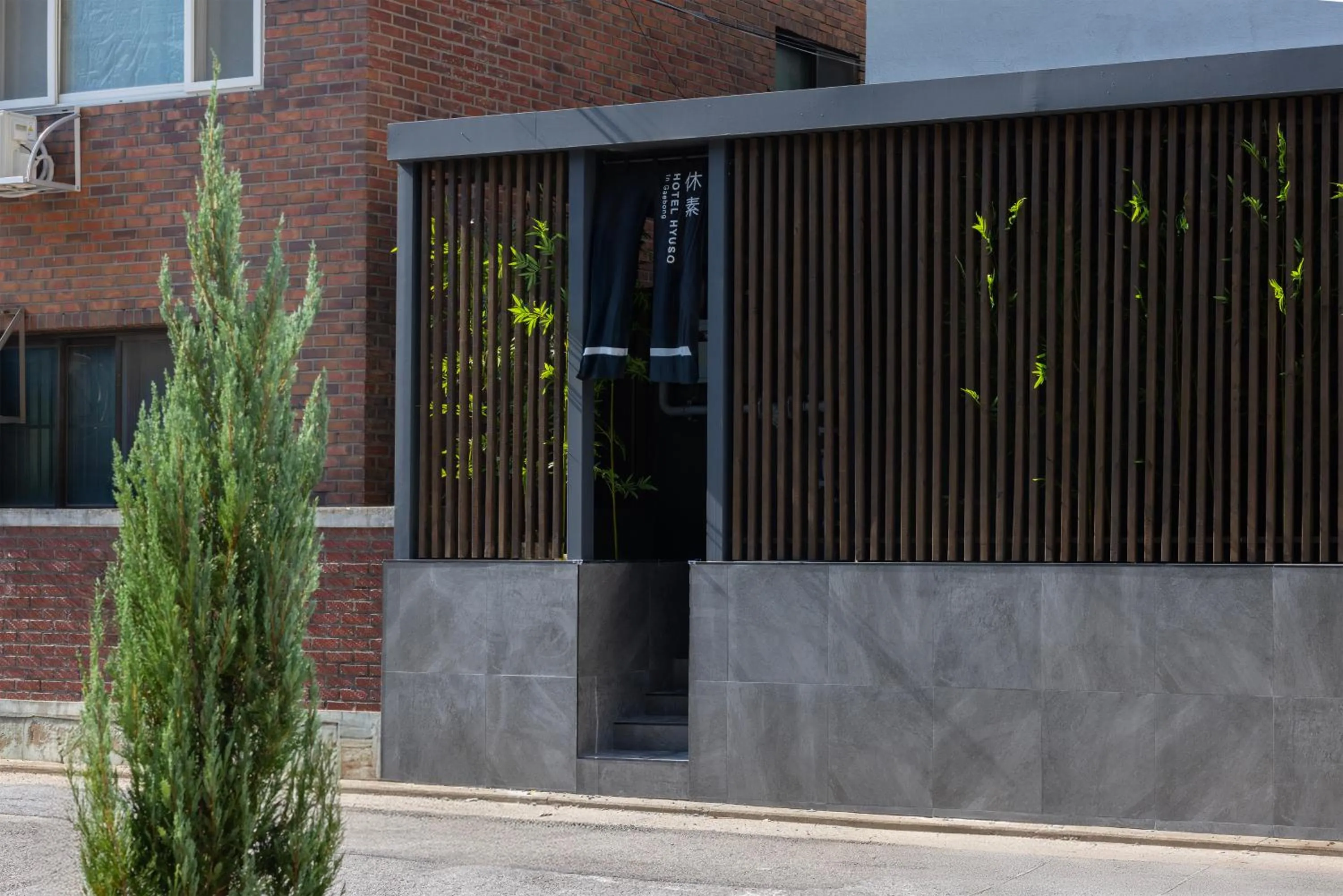 Property building in Hotel Hyuso Guro