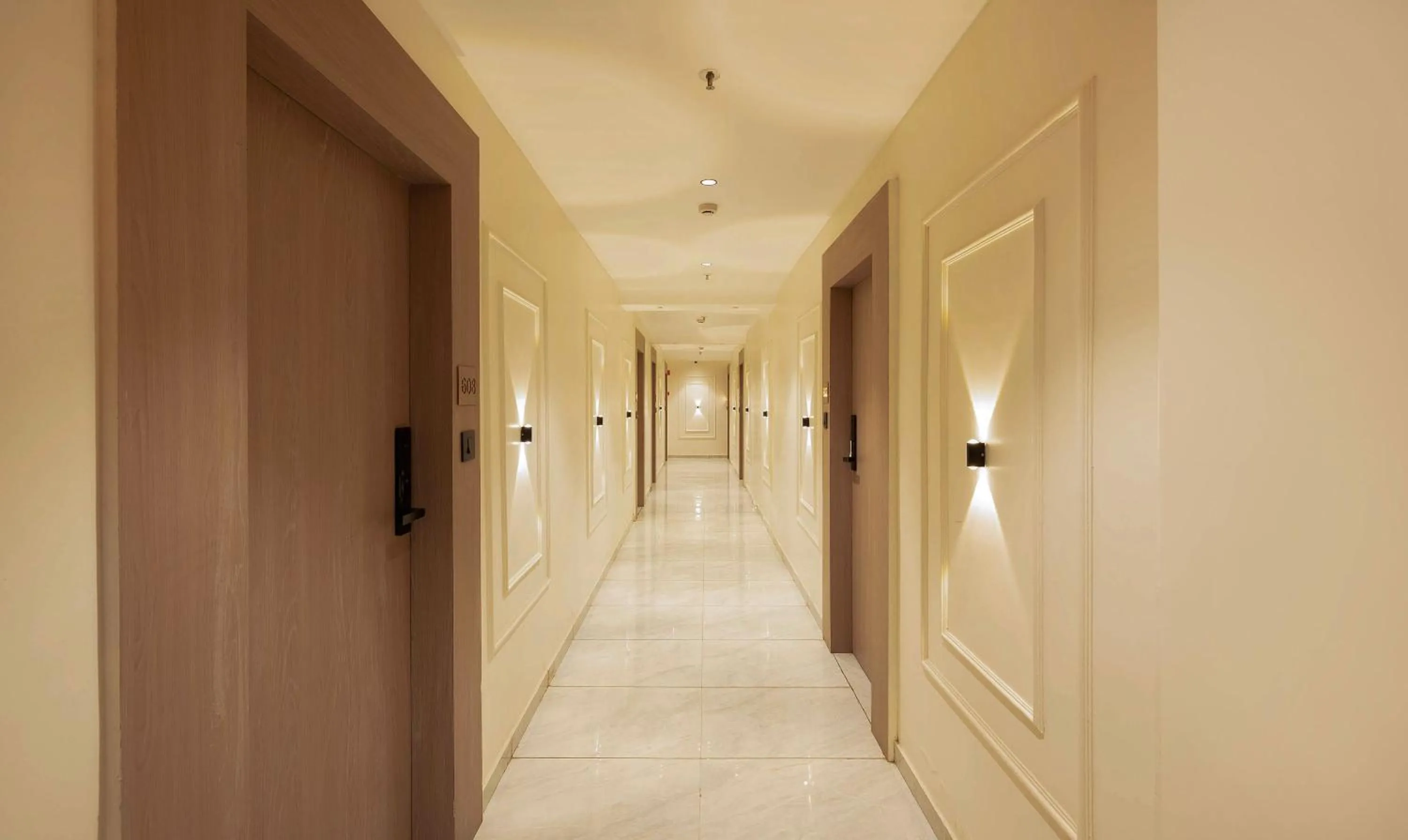 Lobby or reception in Itsy Hotels Indra Palace