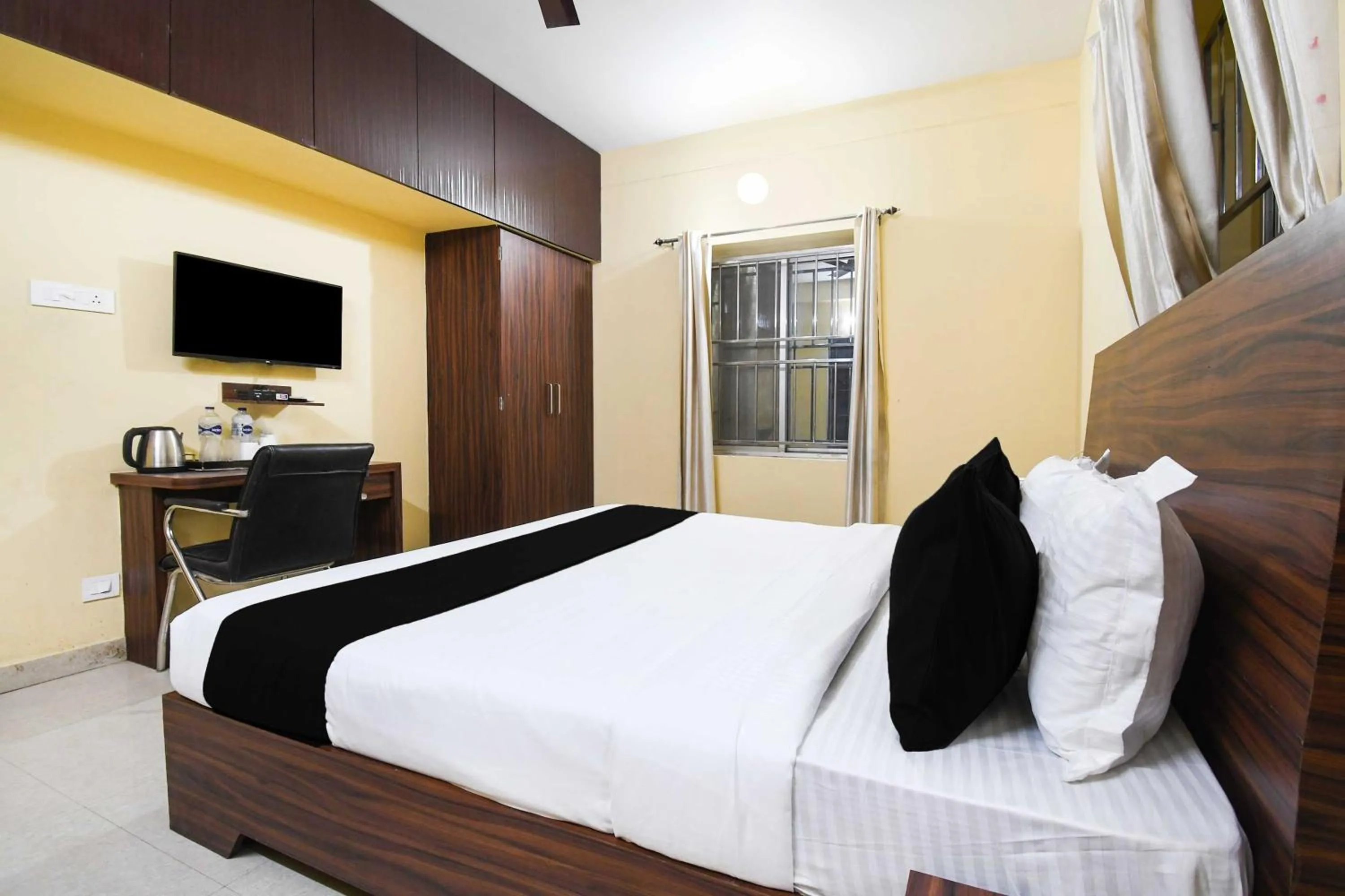 Bedroom, Bed in Collection O Indira Park Road Bhubaneswar