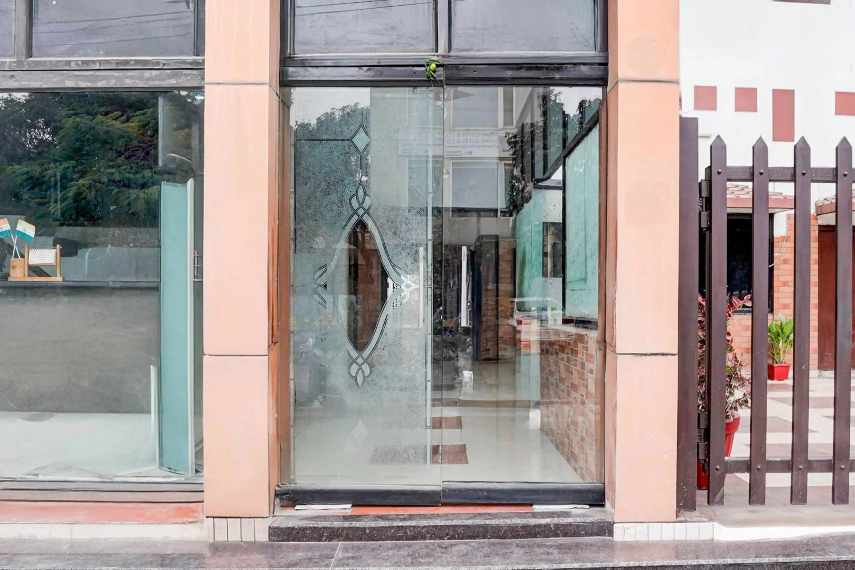 Facade/entrance in Collection O Lohiyapuram Near Dehradun Railway Station