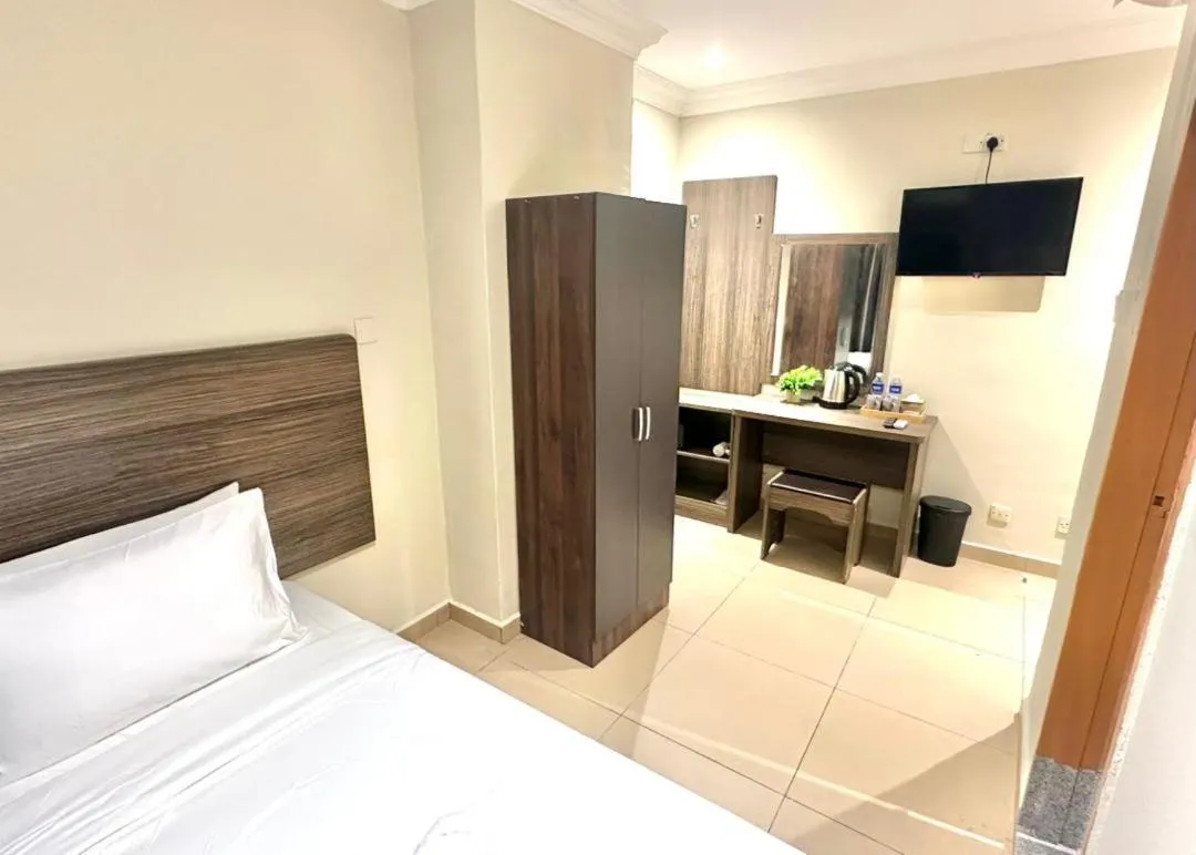 Bed in Swing & Pillows - Bukit Bintang City Centre