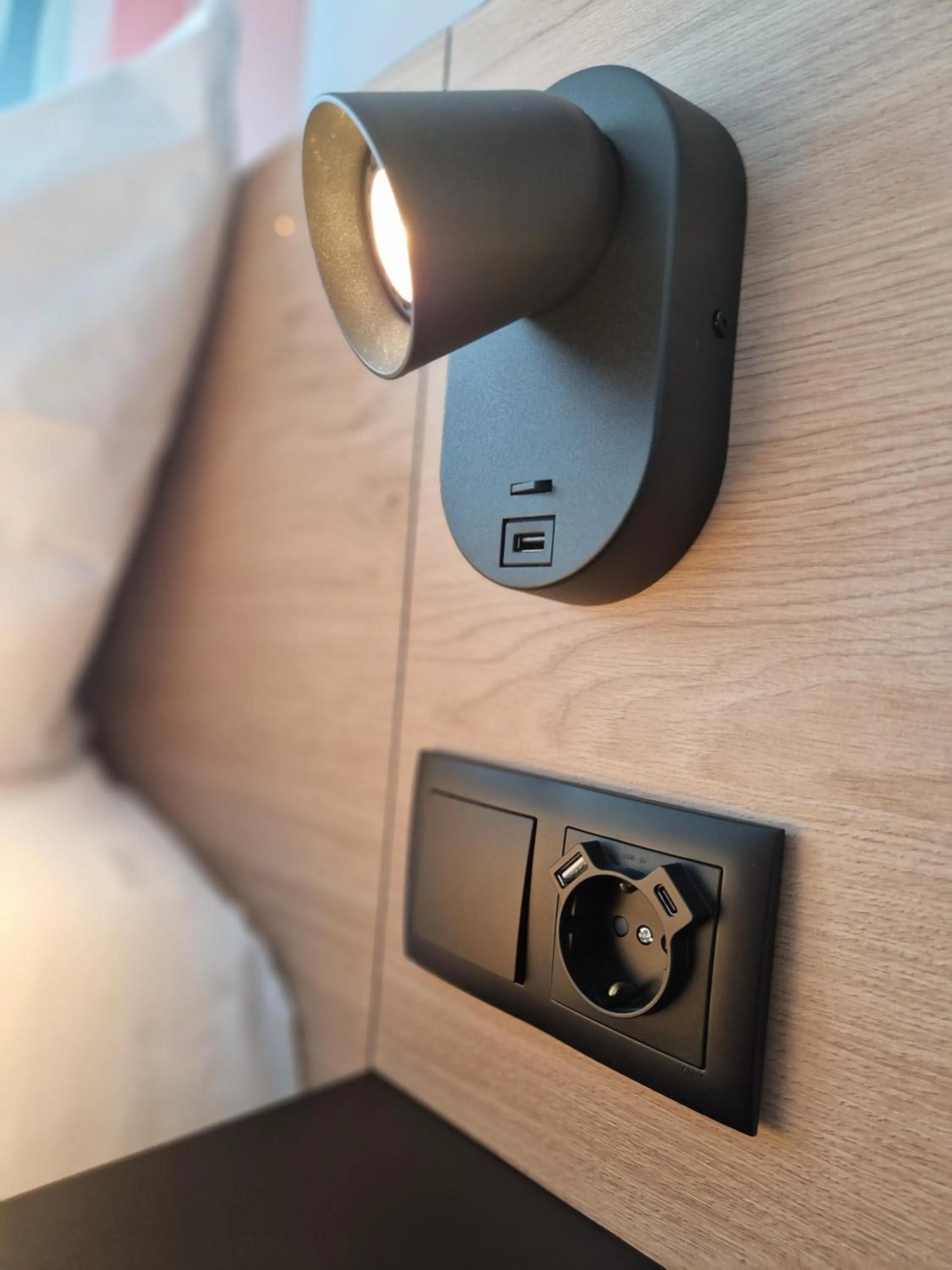 Bed in B&B HOTEL Luxembourg Centre Cloche d'Or