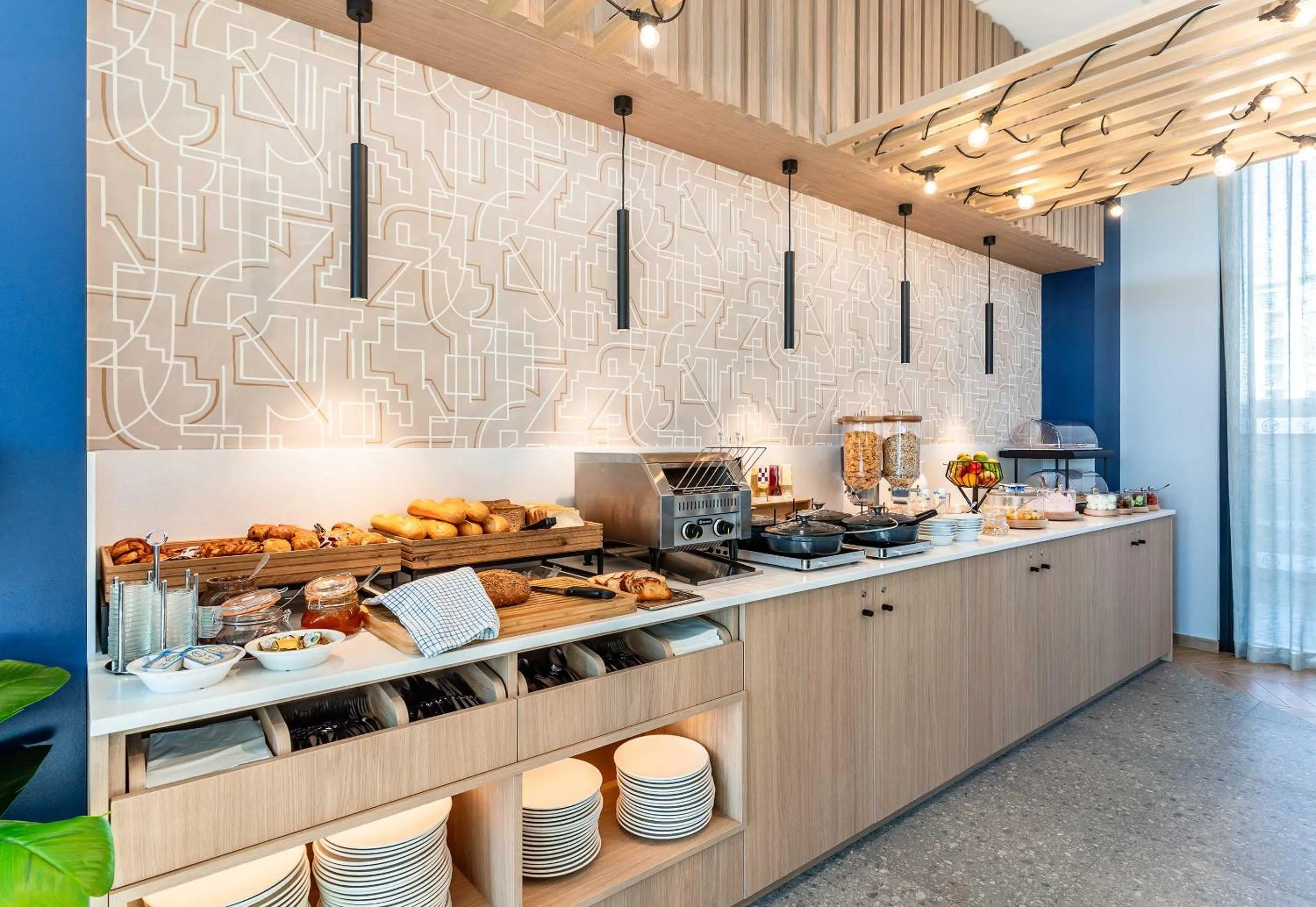 Buffet breakfast in B&B HOTEL Luxembourg Centre Cloche d'Or