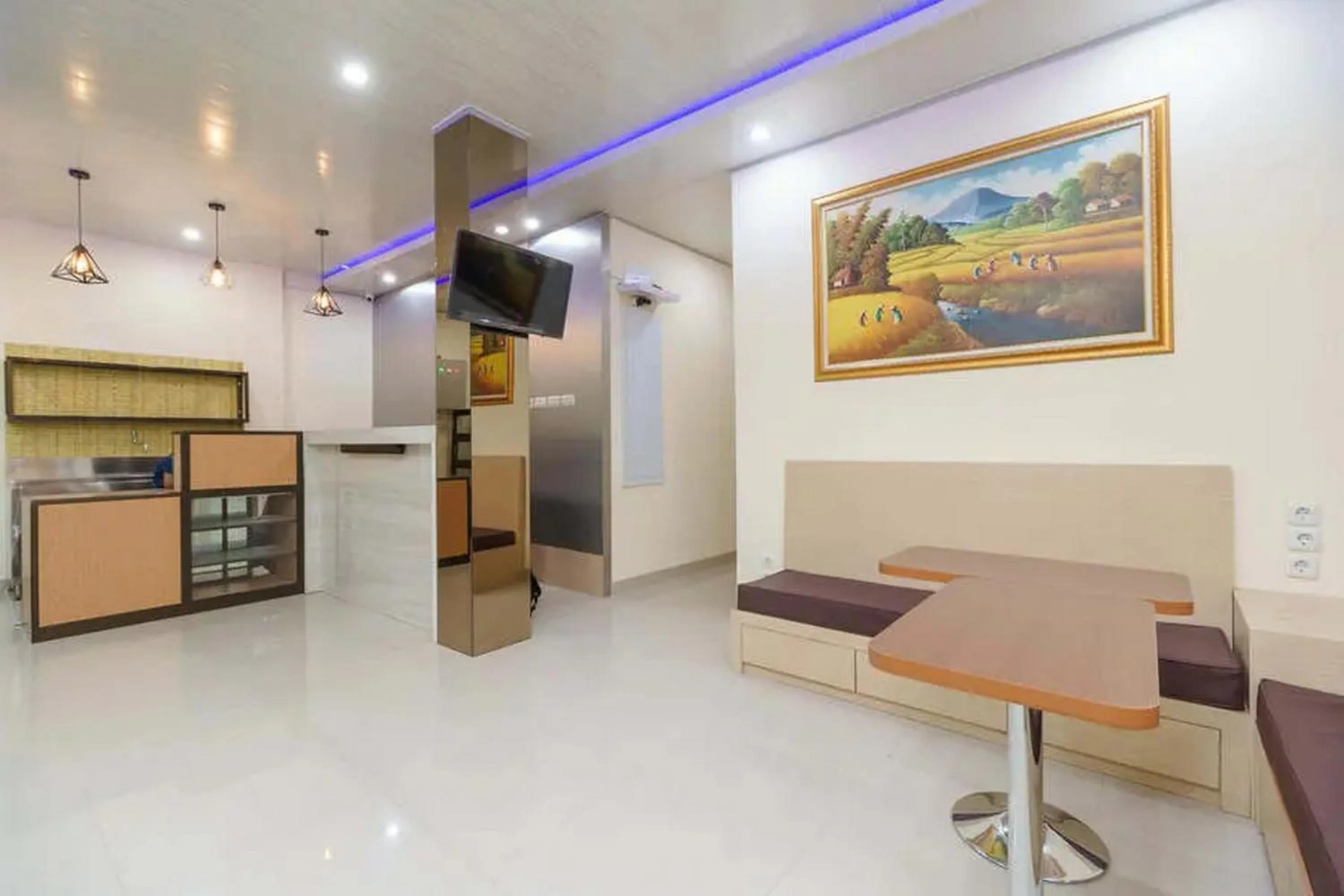 Lobby or reception in RedDoorz Plus near RS RK Charitas 2 Palembang